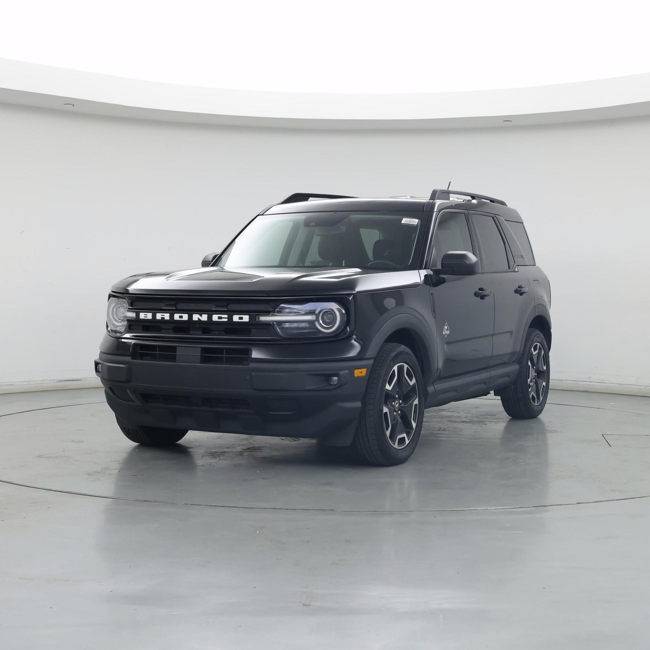 Thumbnail: 2021 Ford Bronco Sport - 4