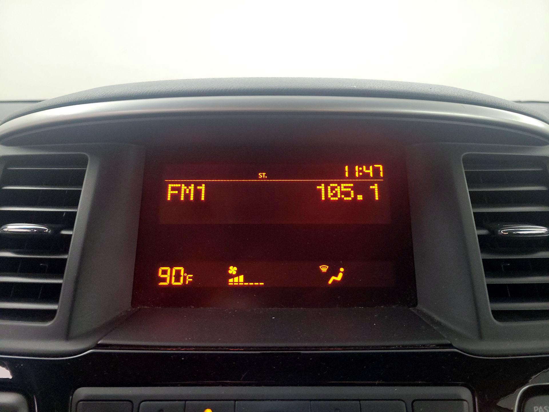 Thumbnail: 2016 Nissan Pathfinder - 14