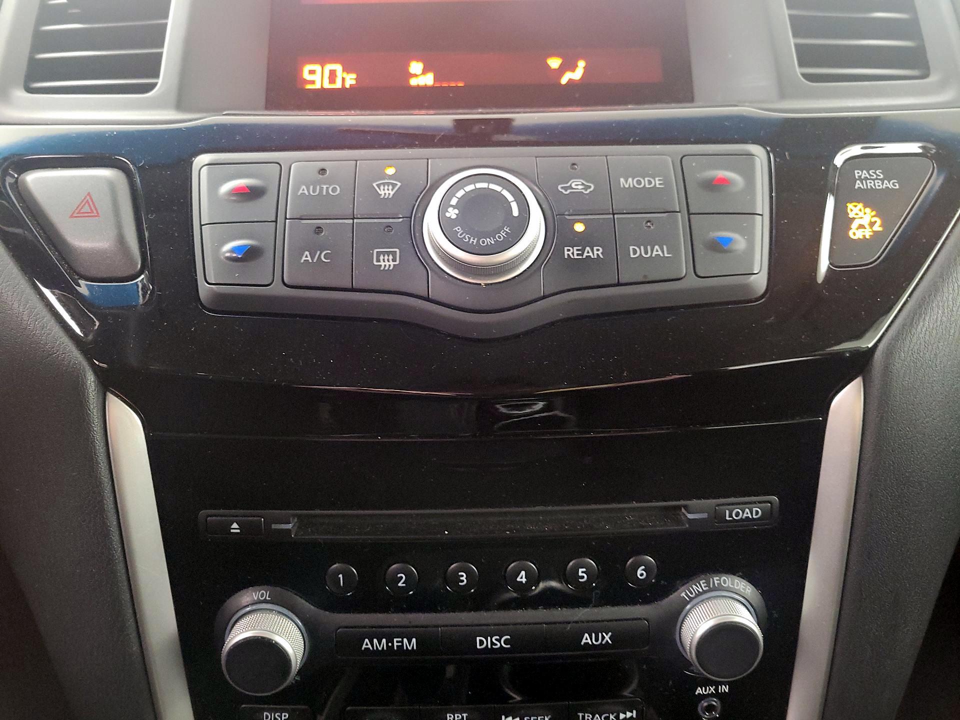 Thumbnail: 2016 Nissan Pathfinder - 15