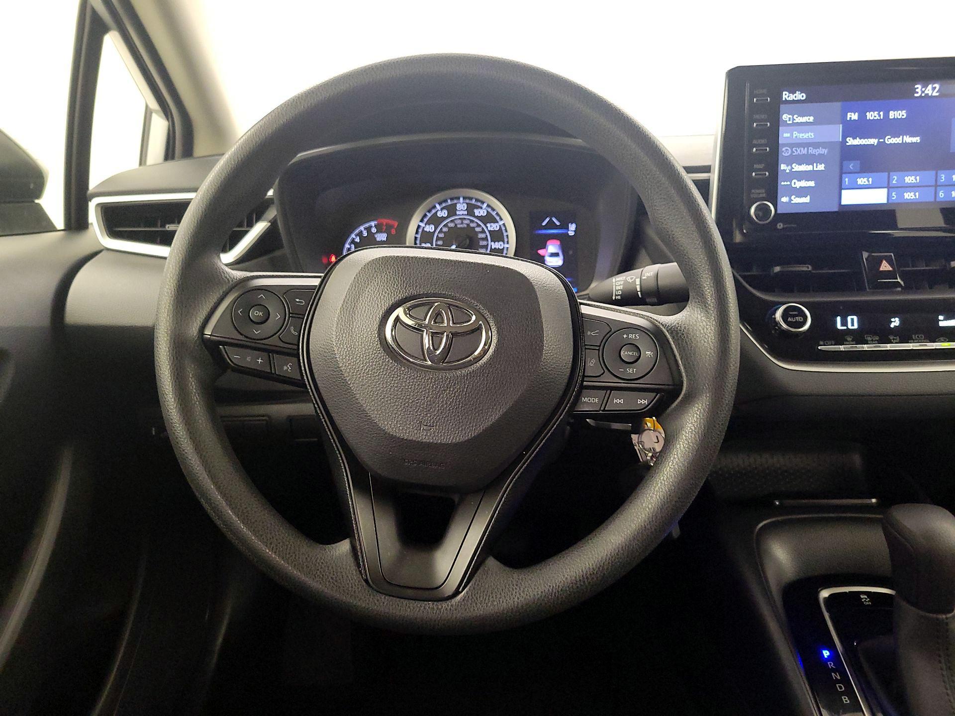 Thumbnail: 2021 Toyota Corolla - 10