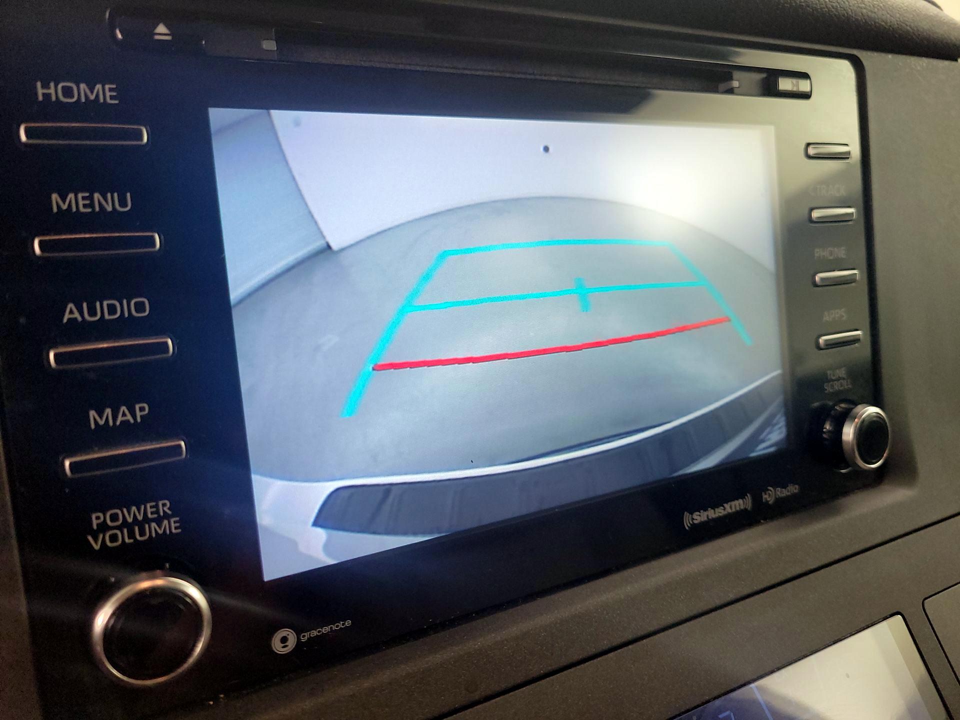 Thumbnail: 2020 Toyota Sienna - 15