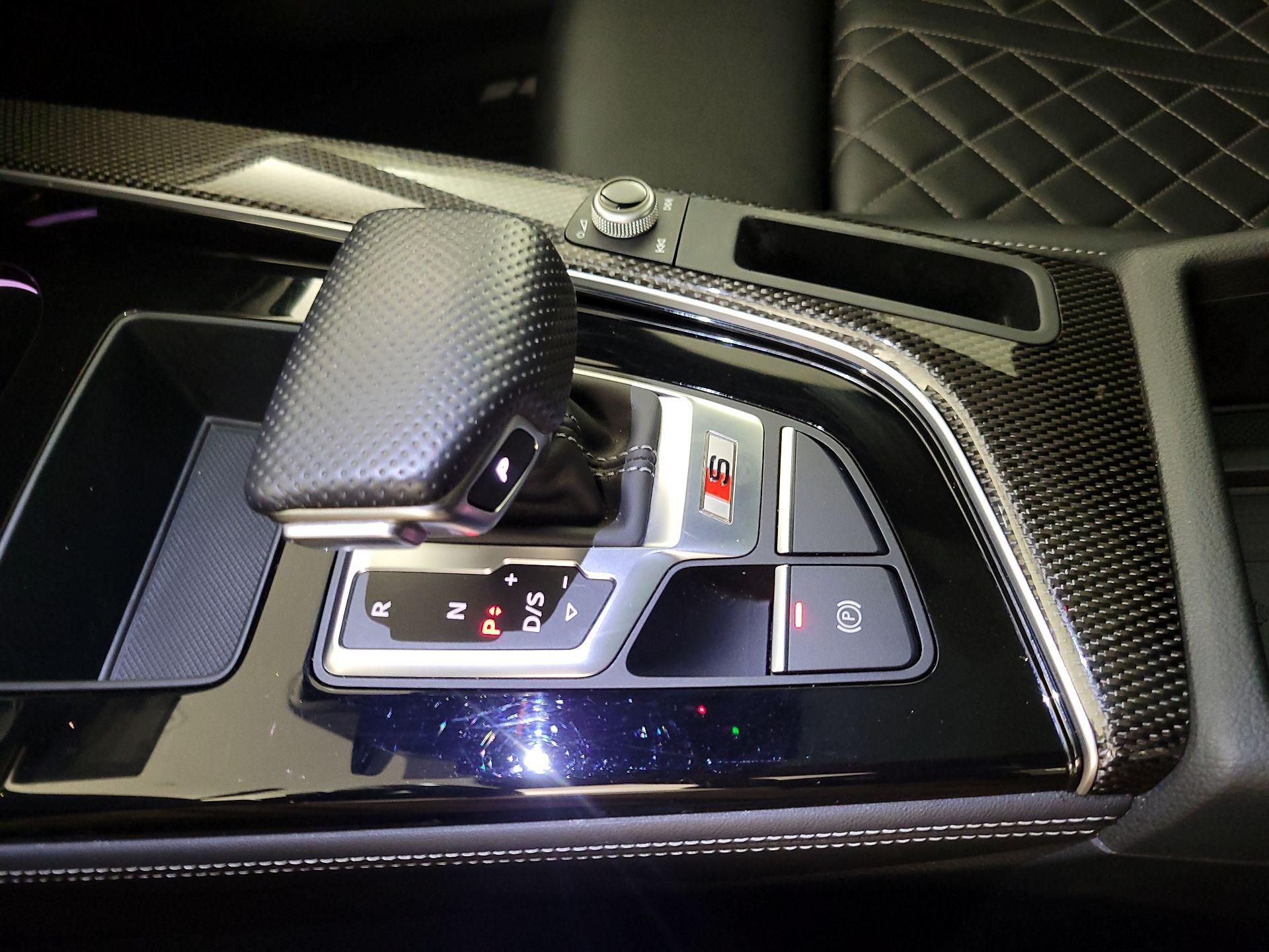 Thumbnail: 2020 Audi S5 - 18