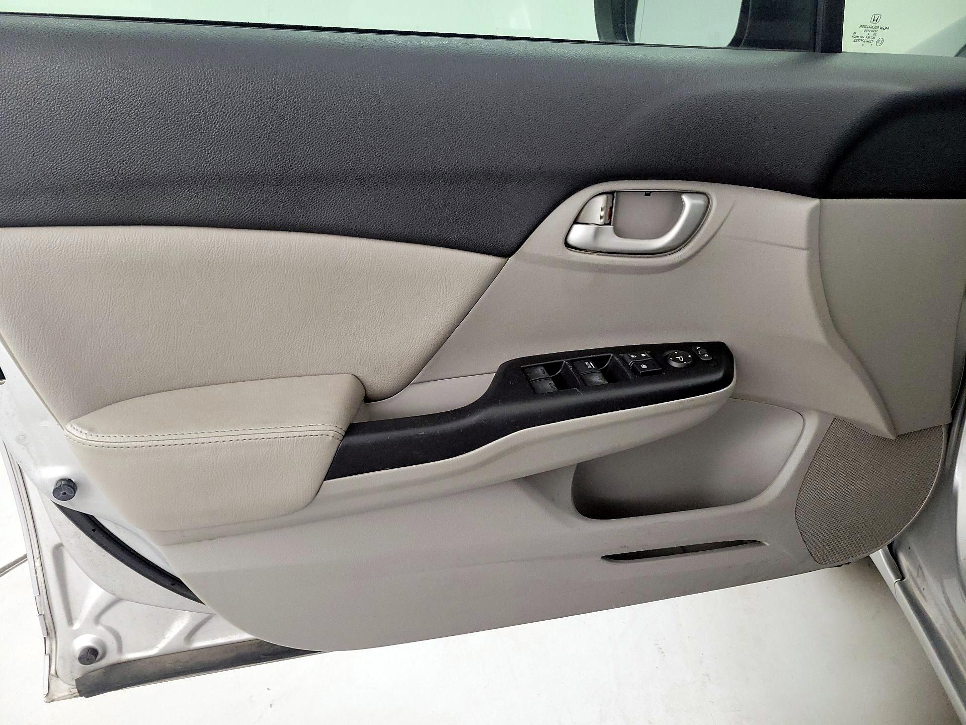 Thumbnail: 2014 Honda Civic - 12