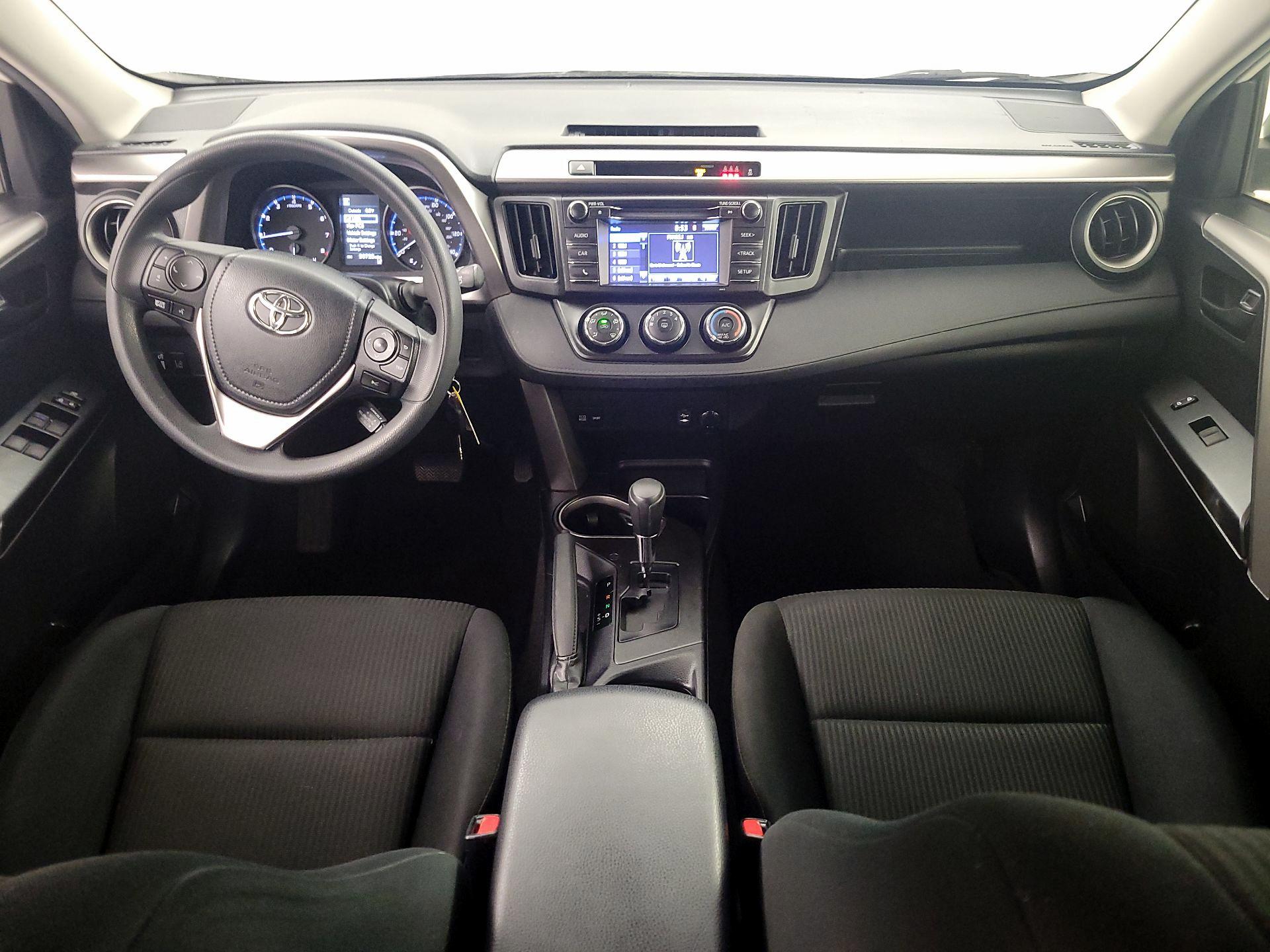 Thumbnail: 2017 Toyota RAV4 - 9