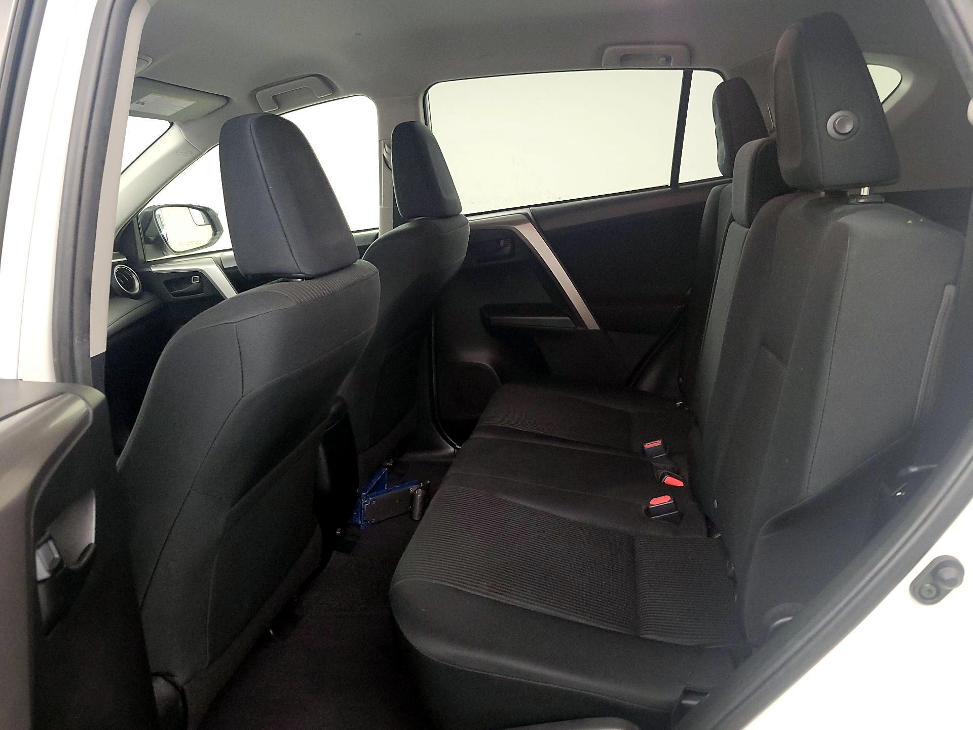 Thumbnail: 2017 Toyota RAV4 - 19