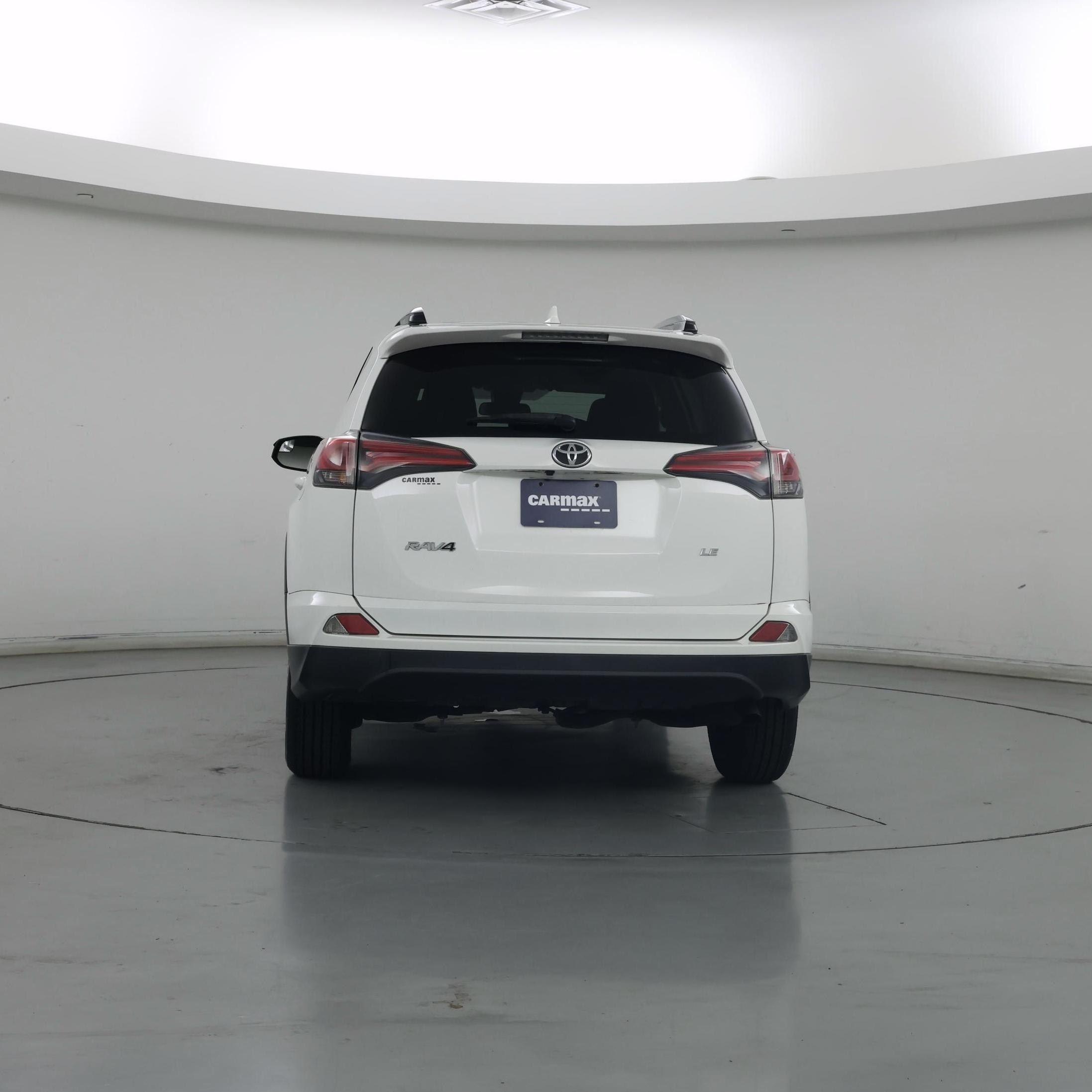 Thumbnail: 2017 Toyota RAV4 - 6