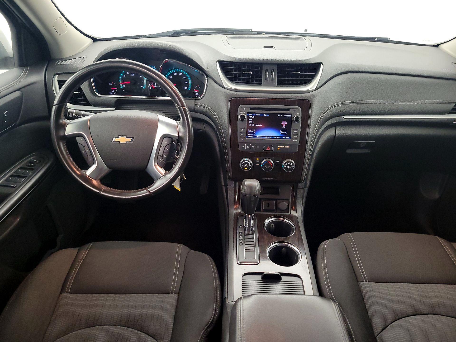 Thumbnail: 2017 Chevrolet Traverse - 9