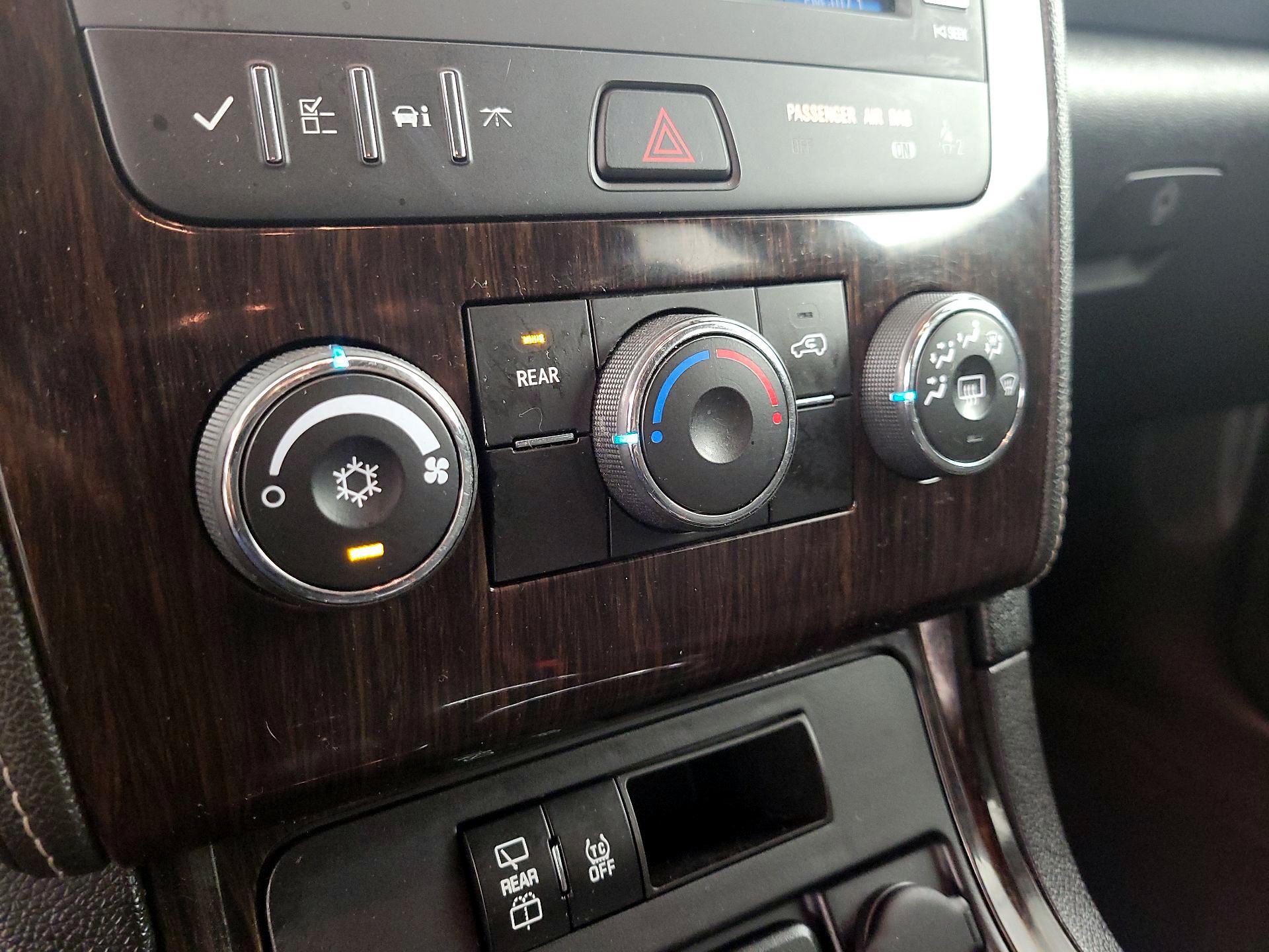 Thumbnail: 2017 Chevrolet Traverse - 16