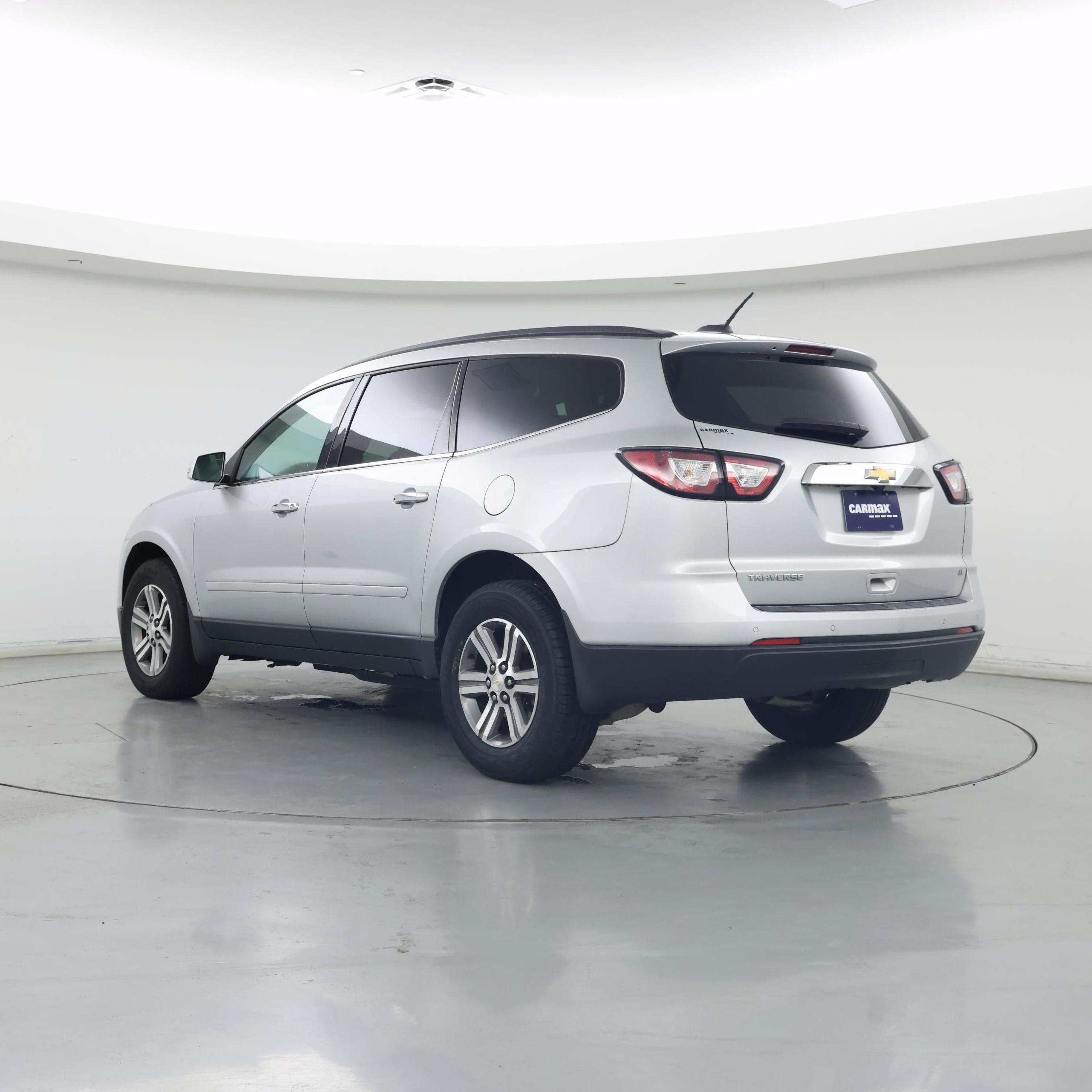 Thumbnail: 2017 Chevrolet Traverse - 2