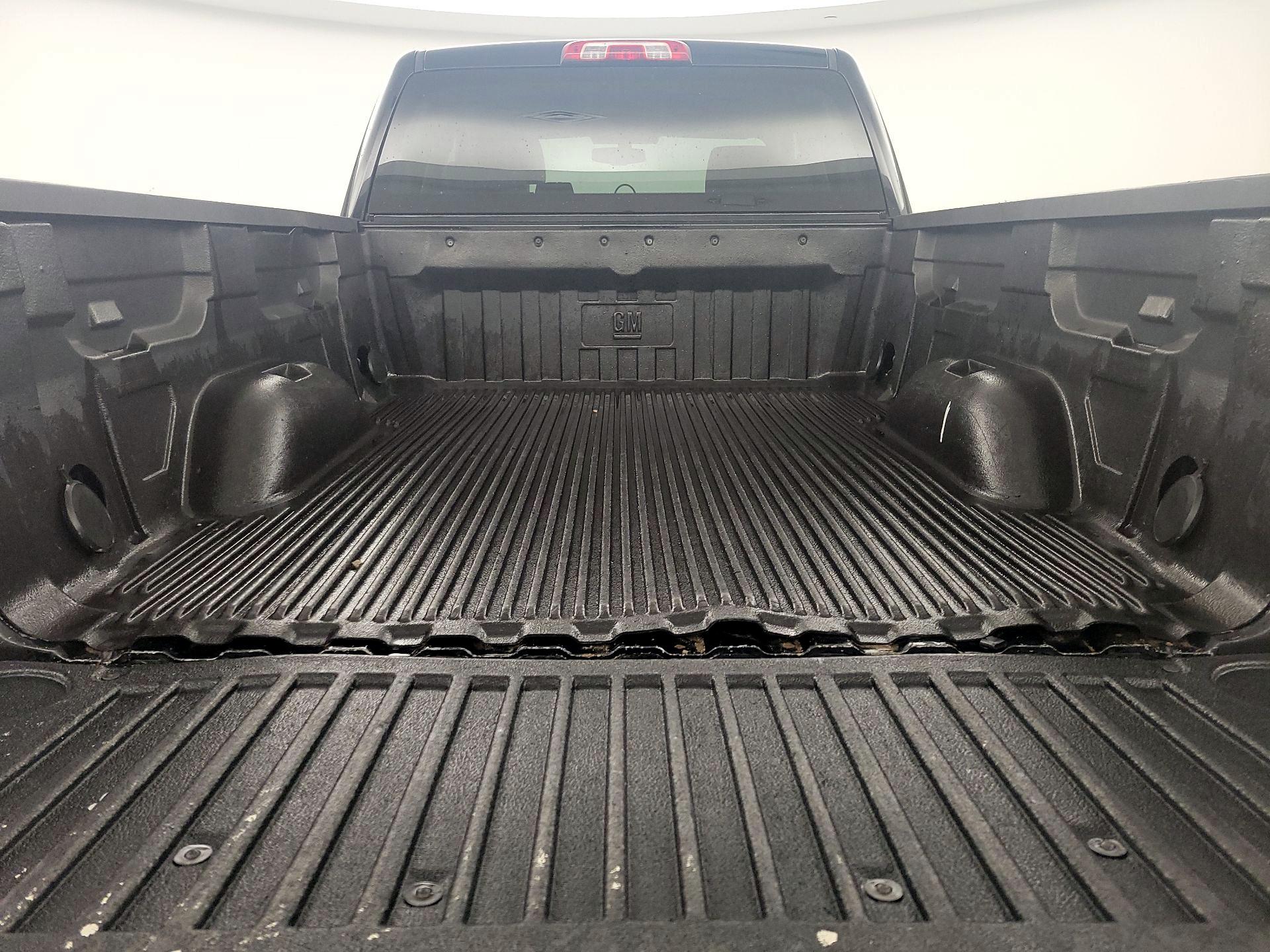 Thumbnail: 2015 Chevrolet Silverado 1500 - 20