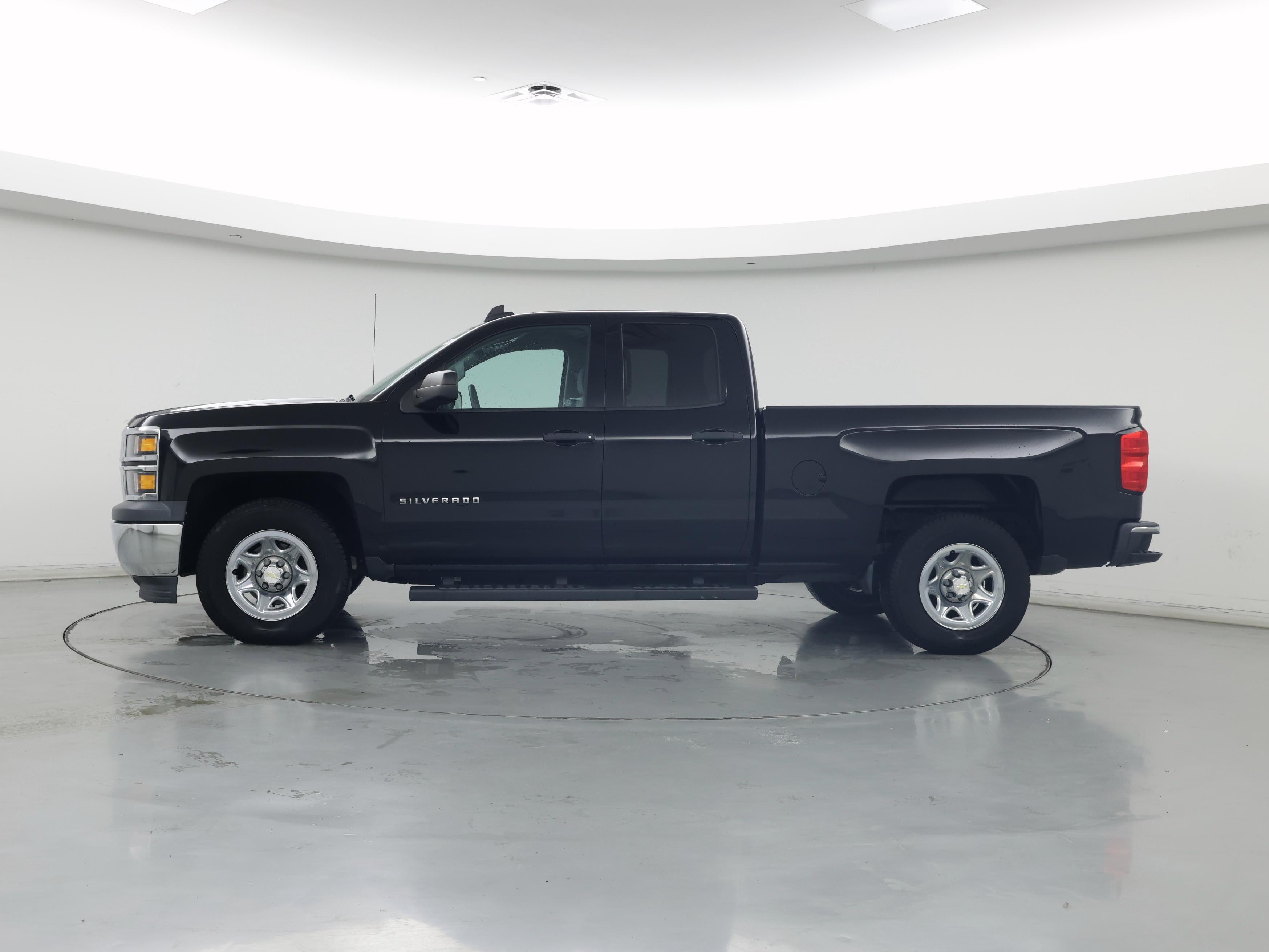 Thumbnail: 2015 Chevrolet Silverado 1500 - 3