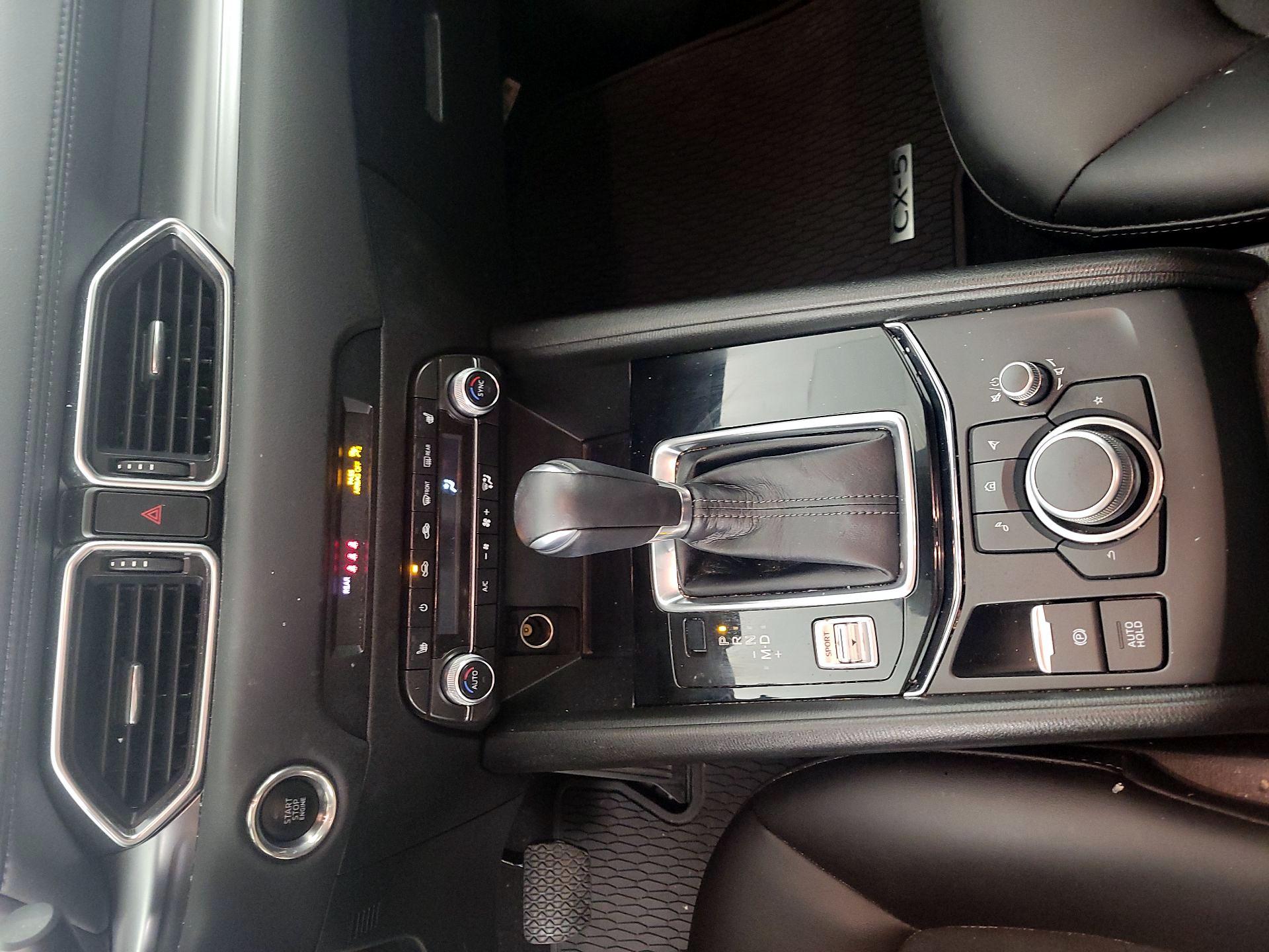 Thumbnail: 2022 Mazda CX-5 - 17