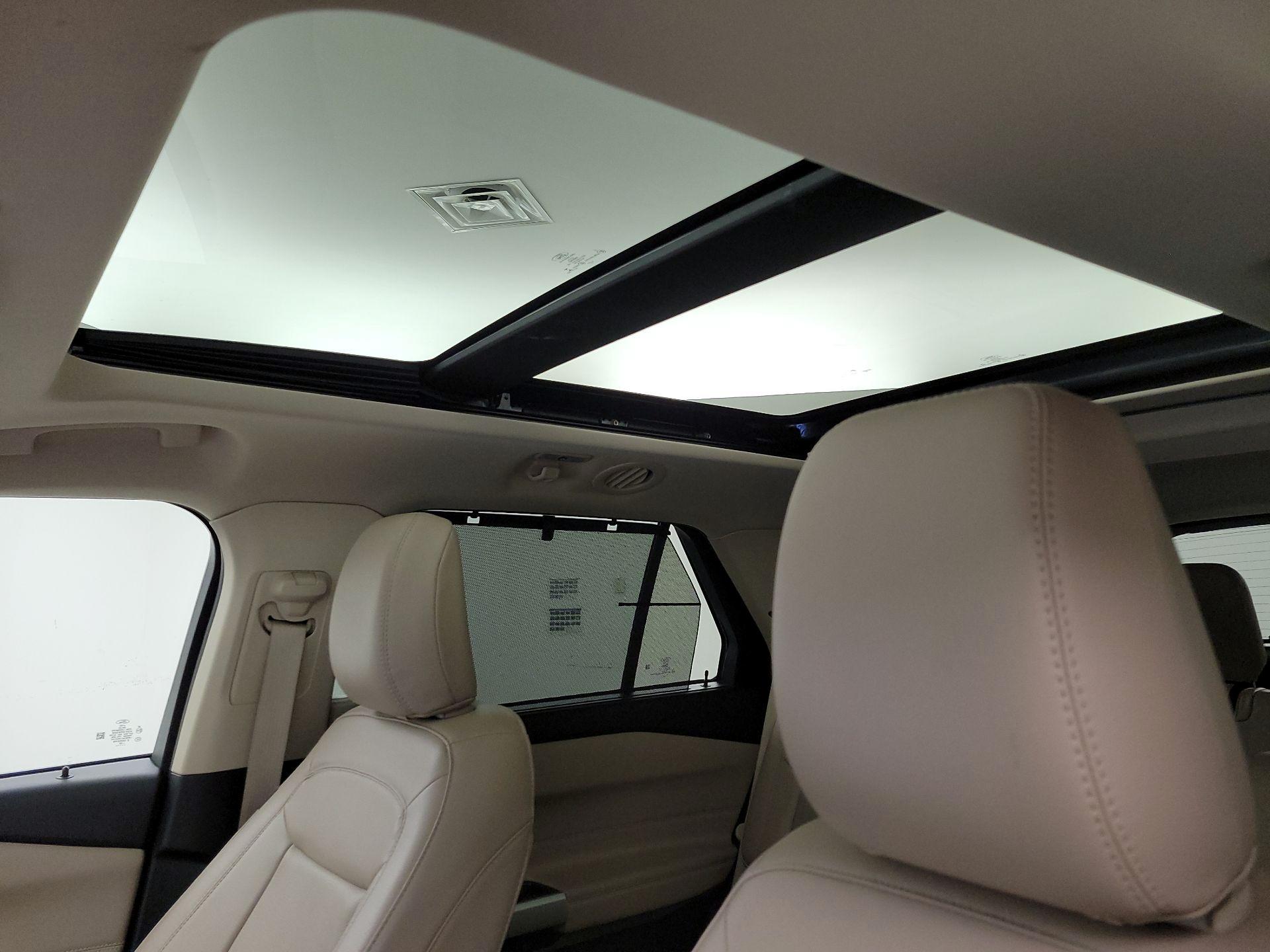 Thumbnail: 2022 Ford Explorer - 19