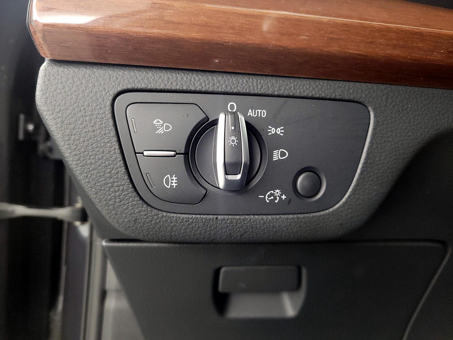 Thumbnail: 2021 Audi Q5 - 13