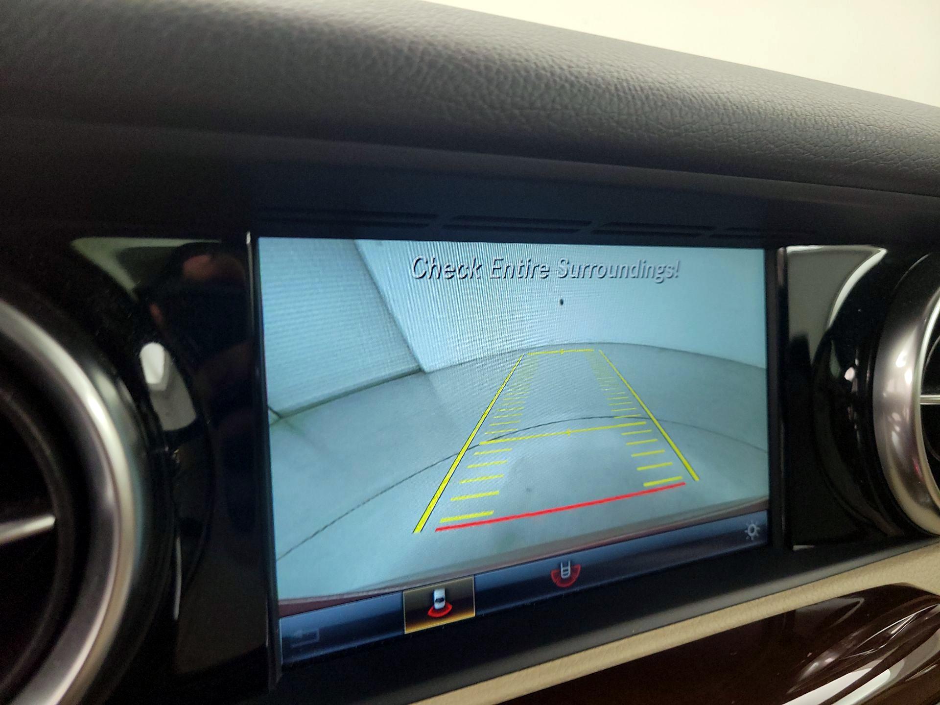 Thumbnail: 2020 Mercedes-Benz SLC - 15