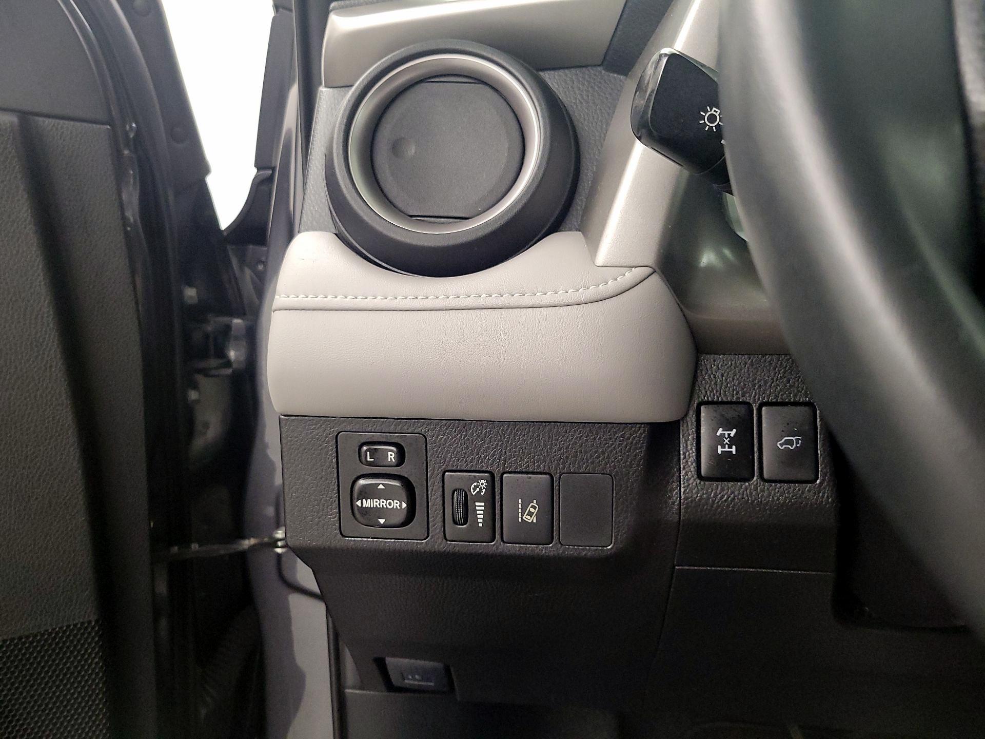 Thumbnail: 2017 Toyota RAV4 - 13