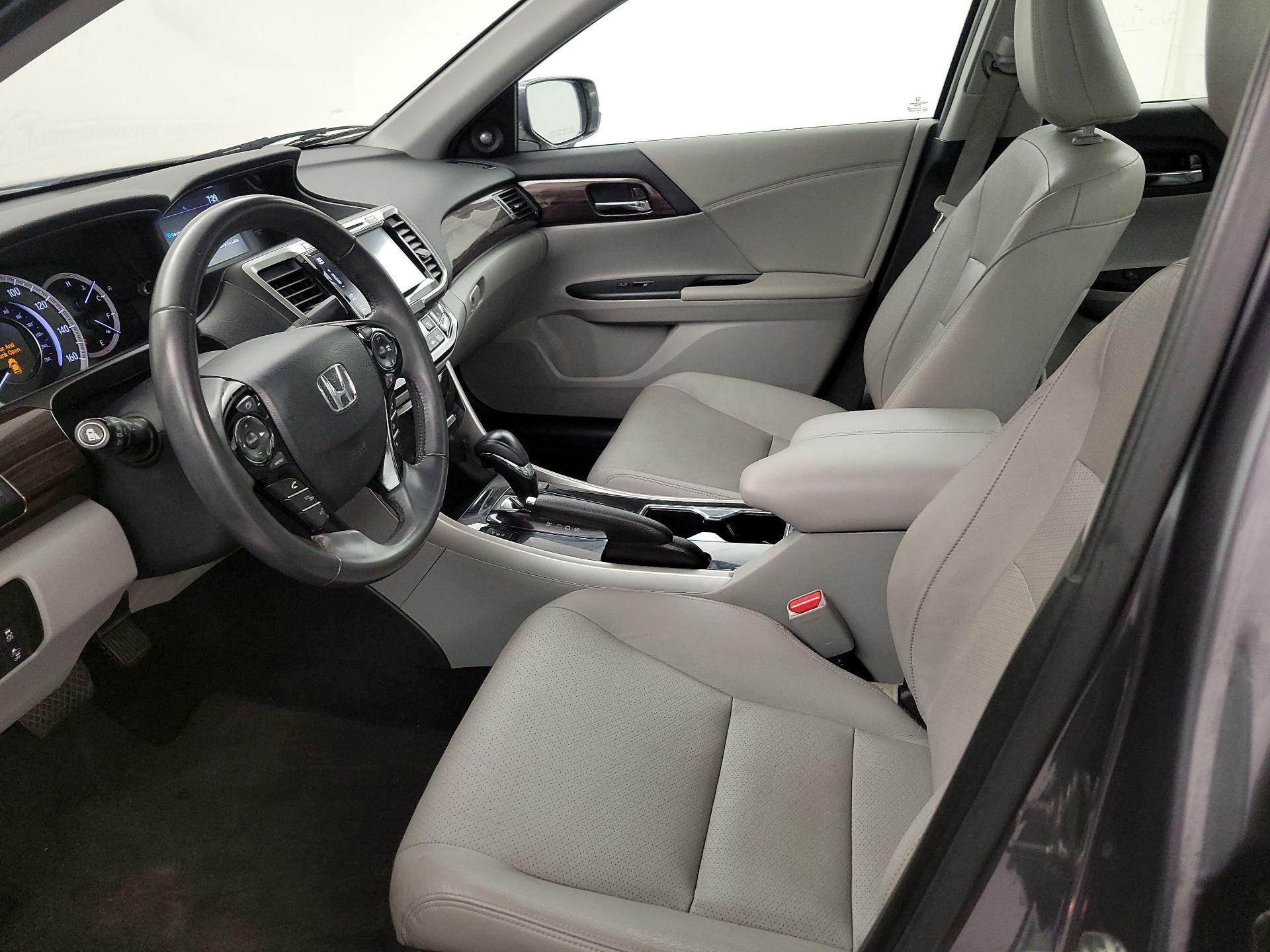 Thumbnail: 2016 Honda Accord - 11