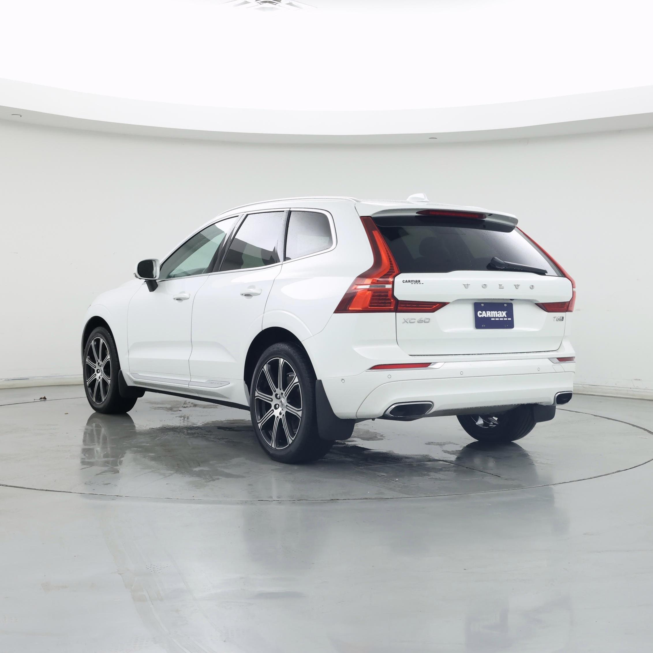 Thumbnail: 2019 Volvo XC60 - 2