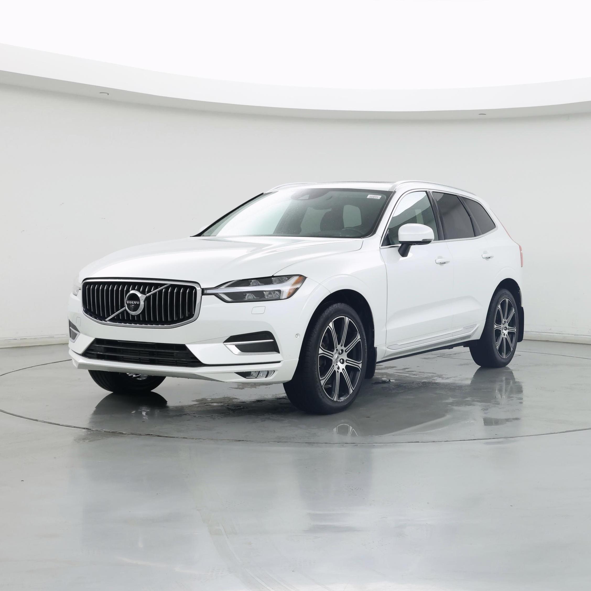 Thumbnail: 2019 Volvo XC60 - 4