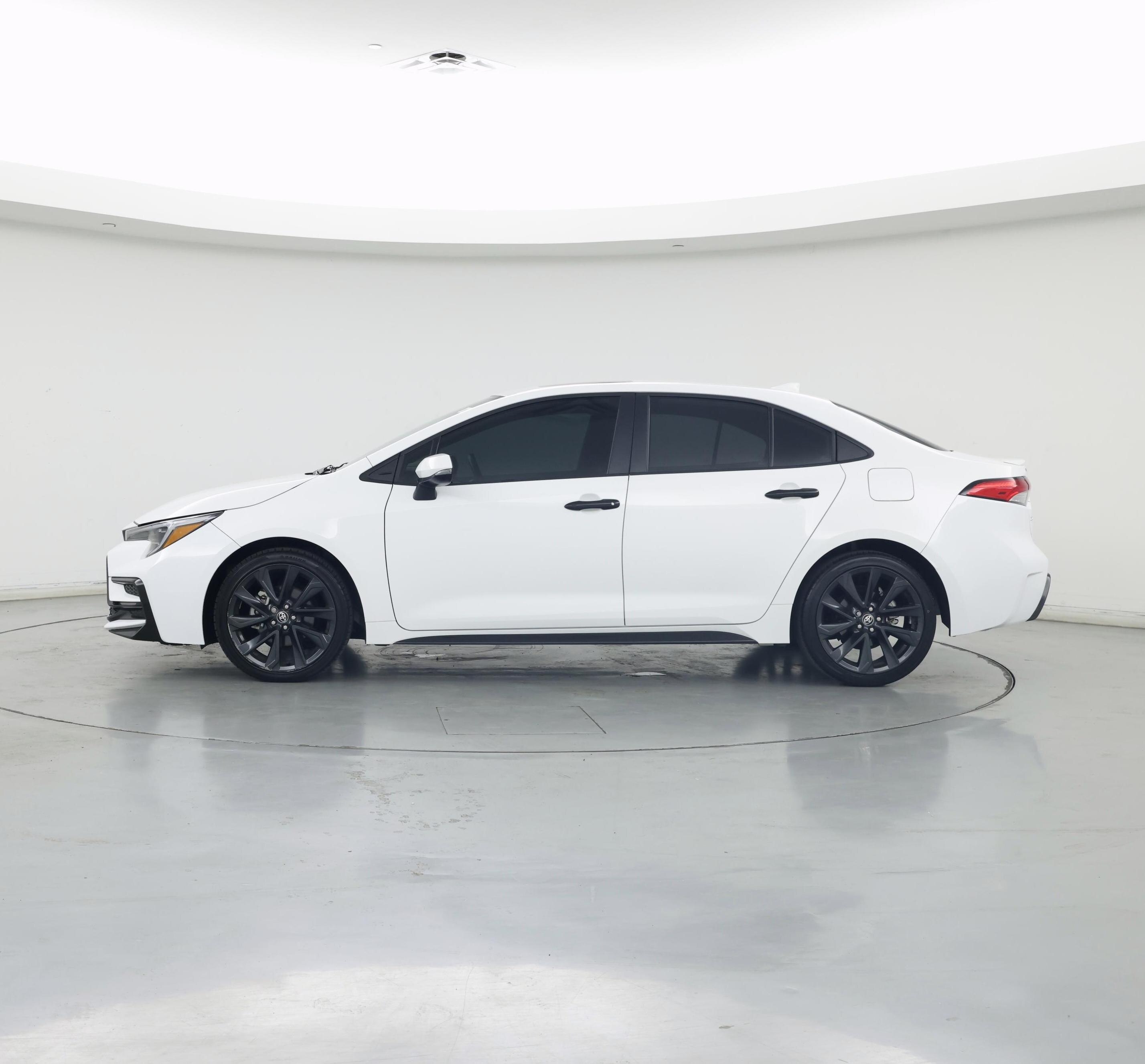 Thumbnail: 2024 Toyota Corolla - 3