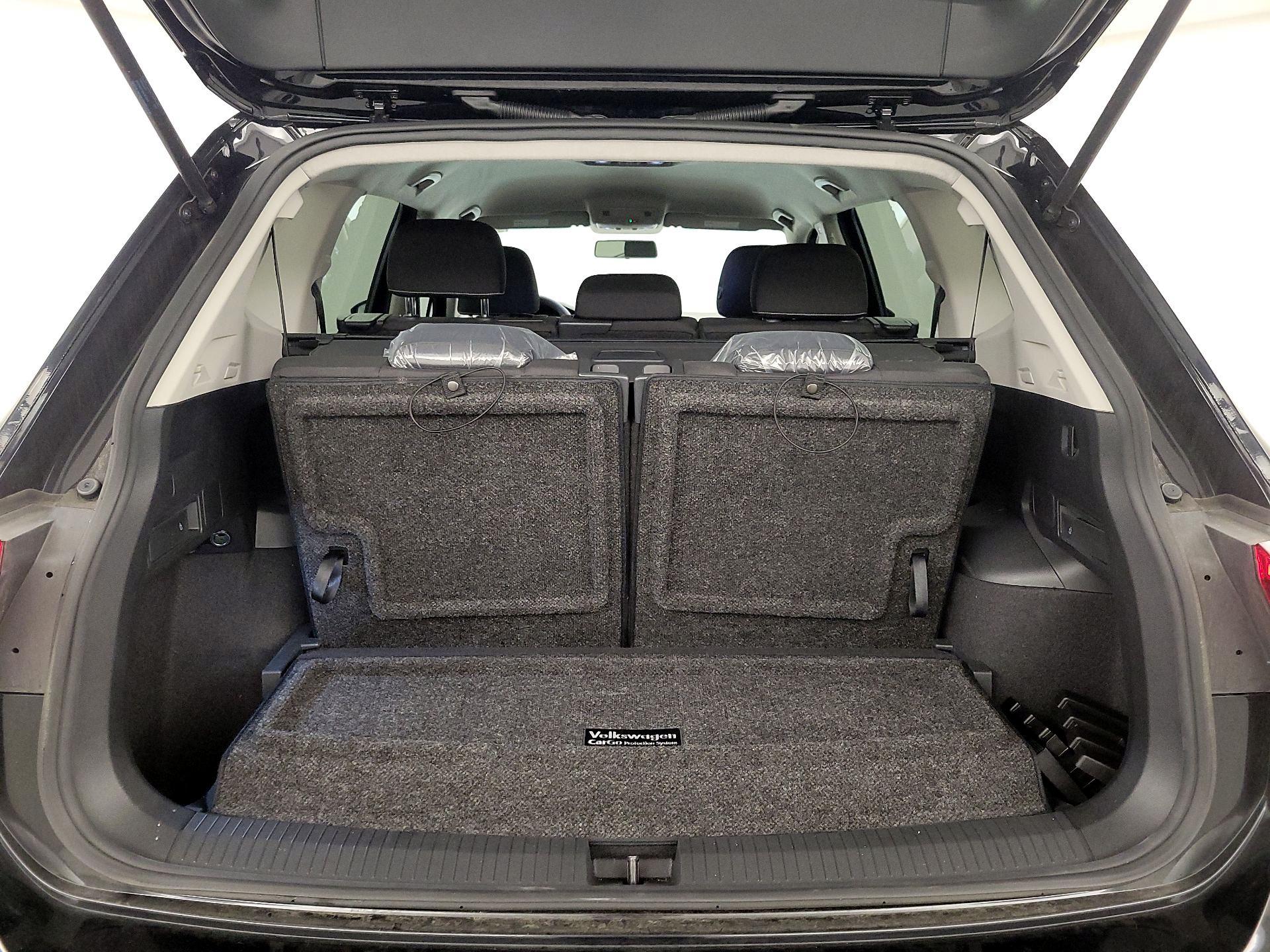 Thumbnail: 2022 Volkswagen Tiguan - 20