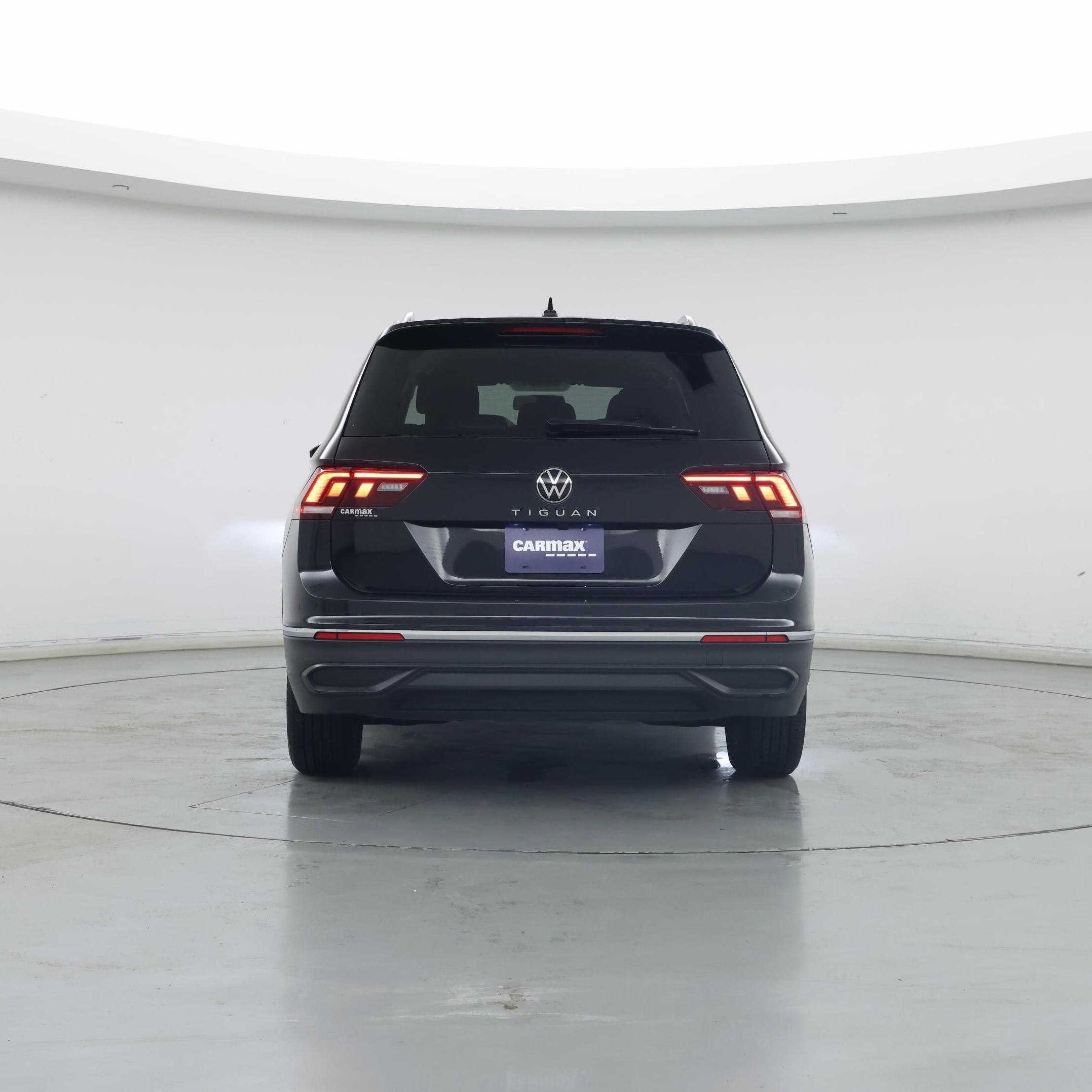 Thumbnail: 2022 Volkswagen Tiguan - 6