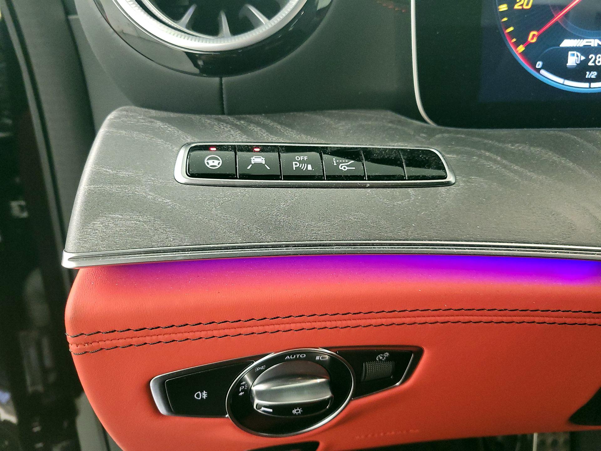 Thumbnail: 2020 Mercedes-Benz AMG GT - 13