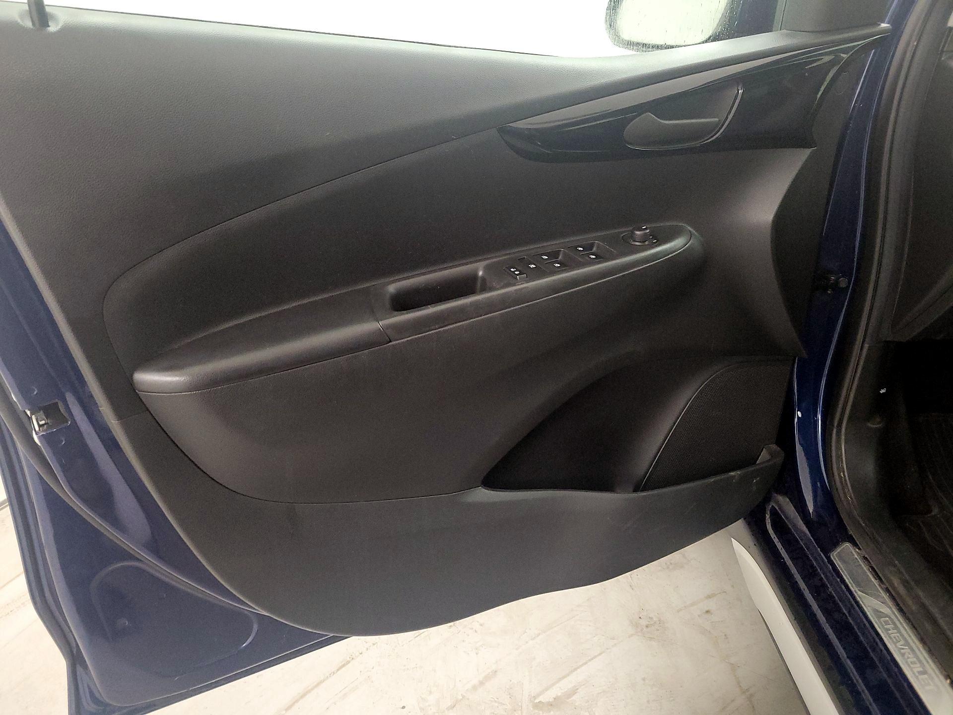 Thumbnail: 2022 Chevrolet Spark - 12