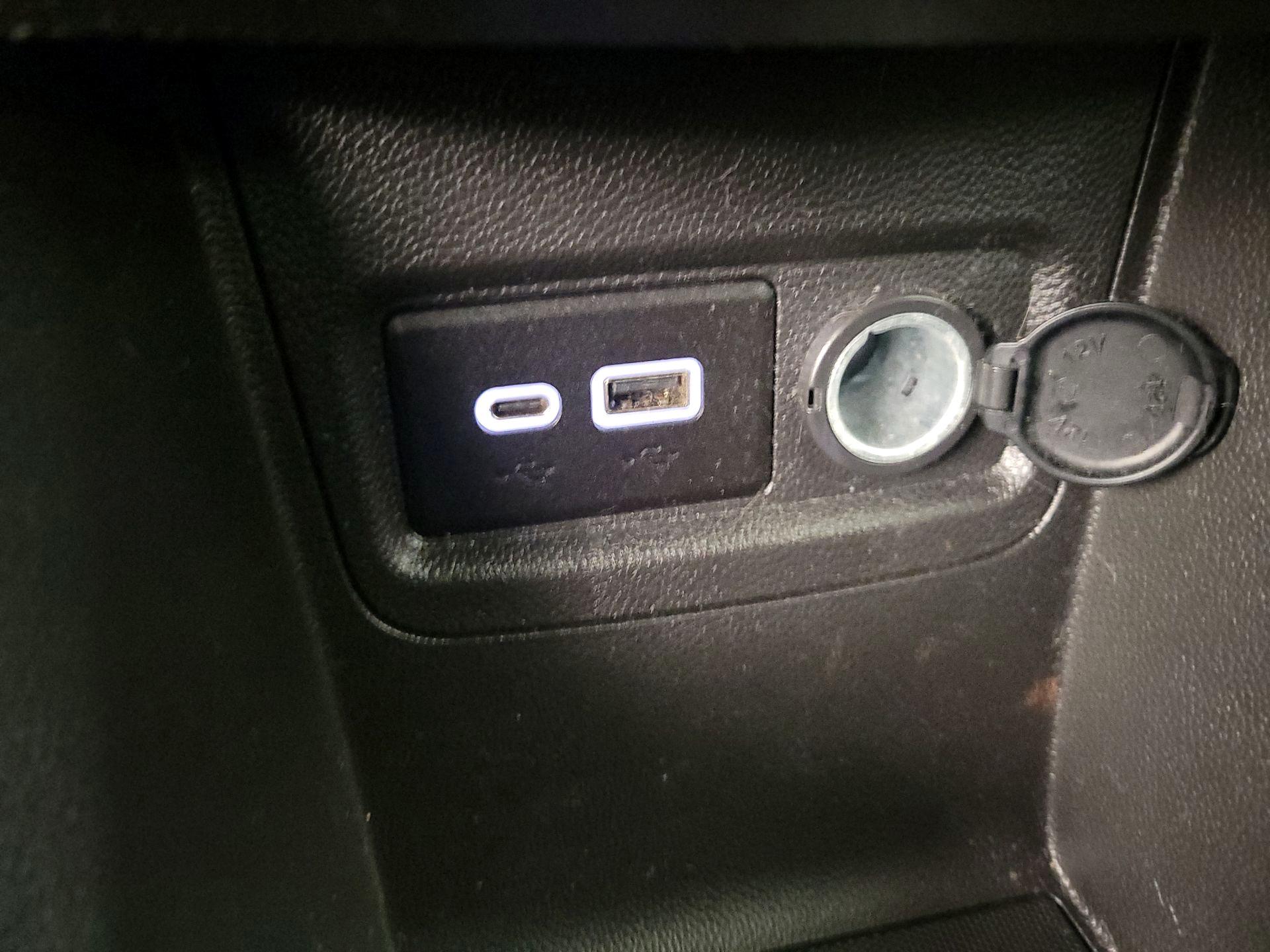 Thumbnail: 2022 Chevrolet Spark - 18