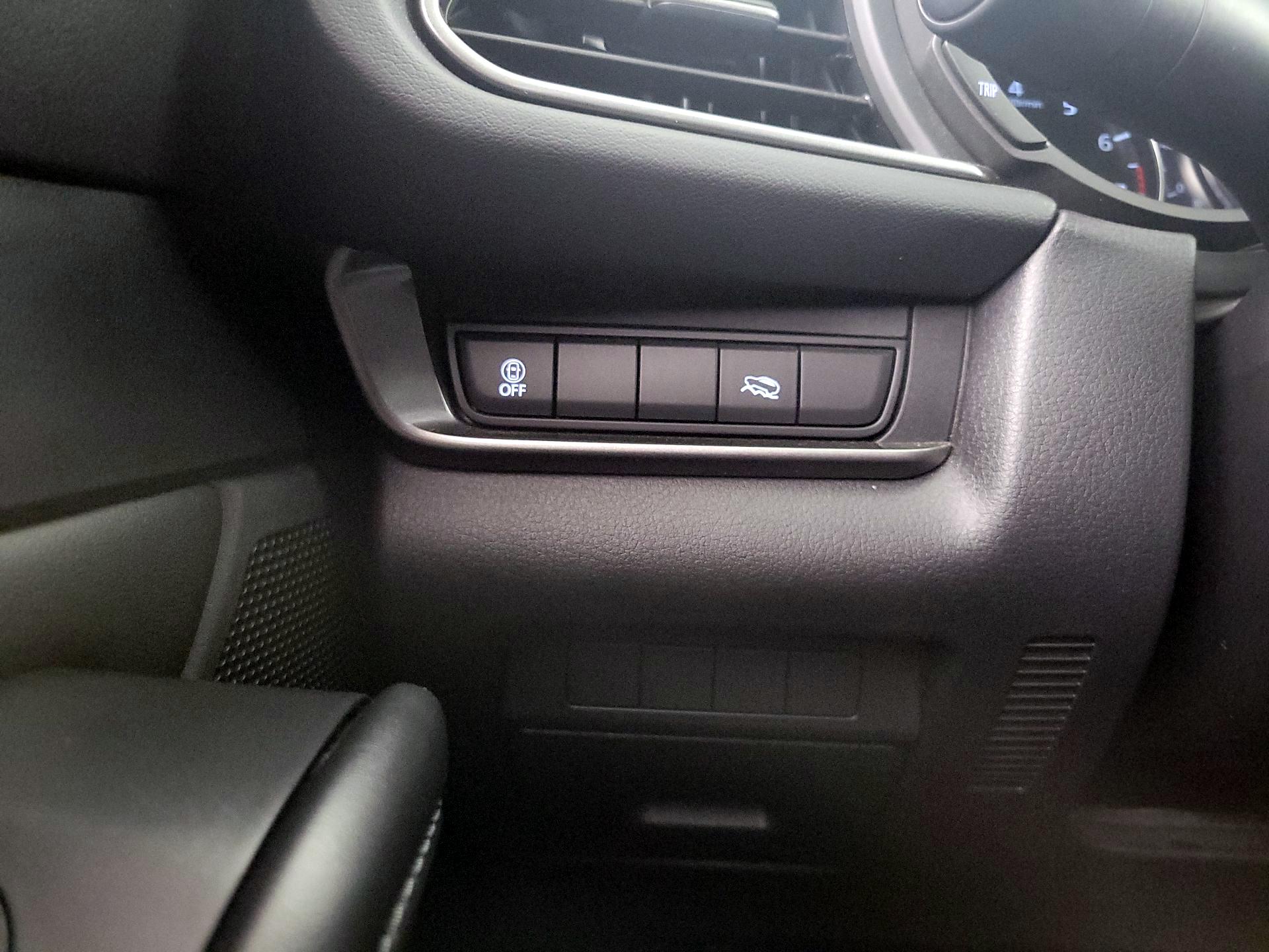 Thumbnail: 2022 Mazda CX-30 - 13