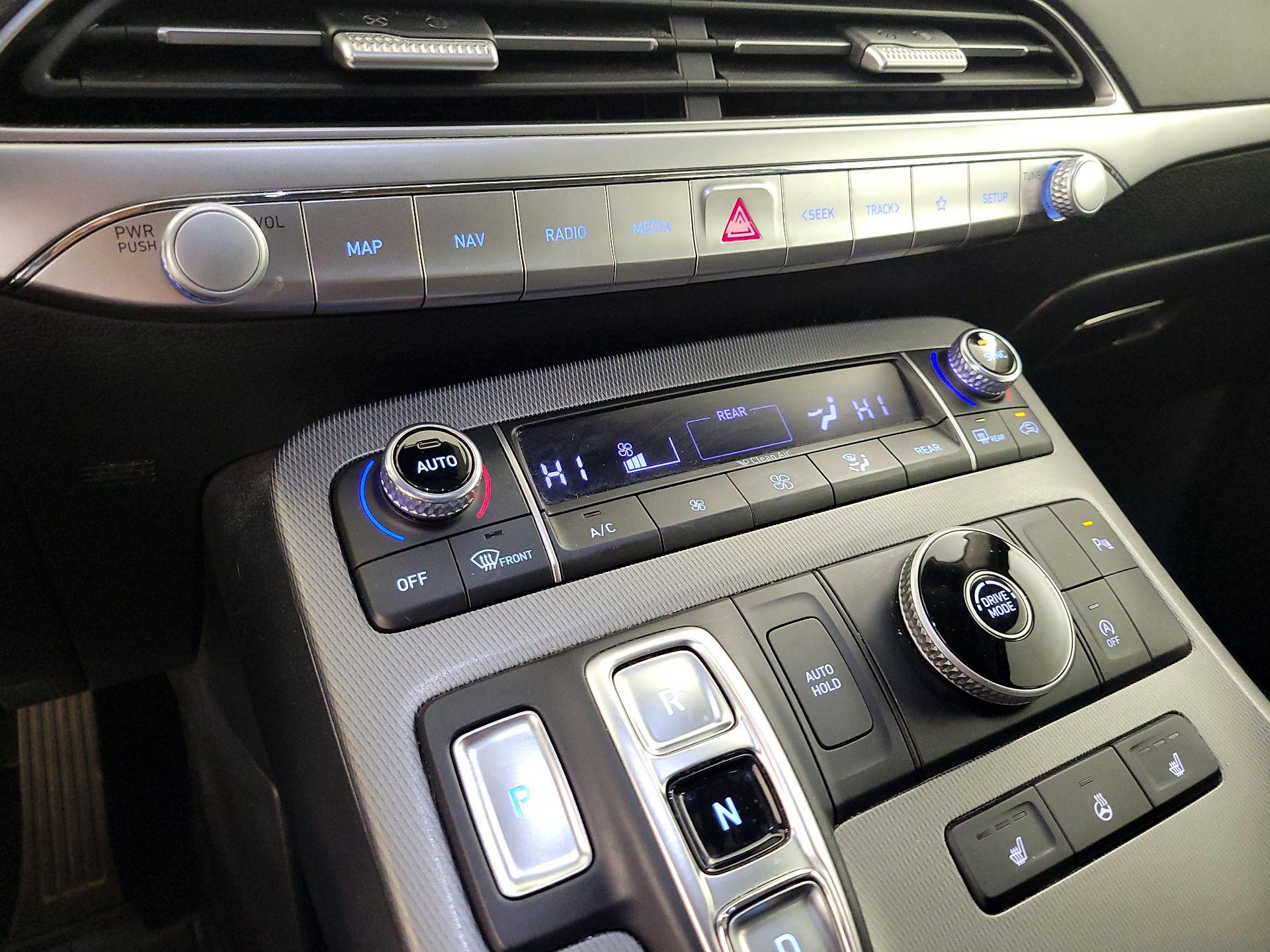 Thumbnail: 2021 Hyundai Palisade - 16