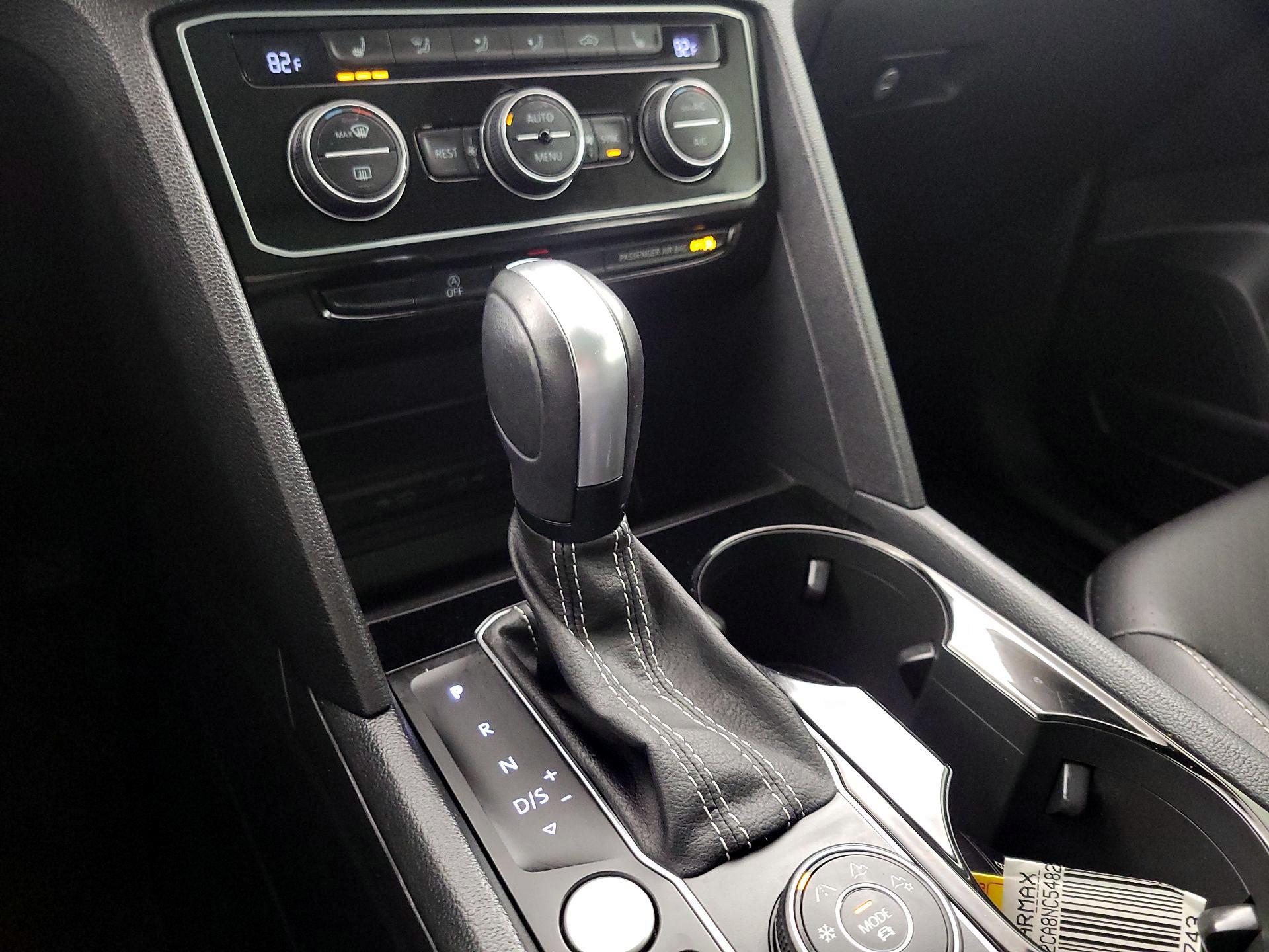 Thumbnail: 2022 Volkswagen Atlas - 17