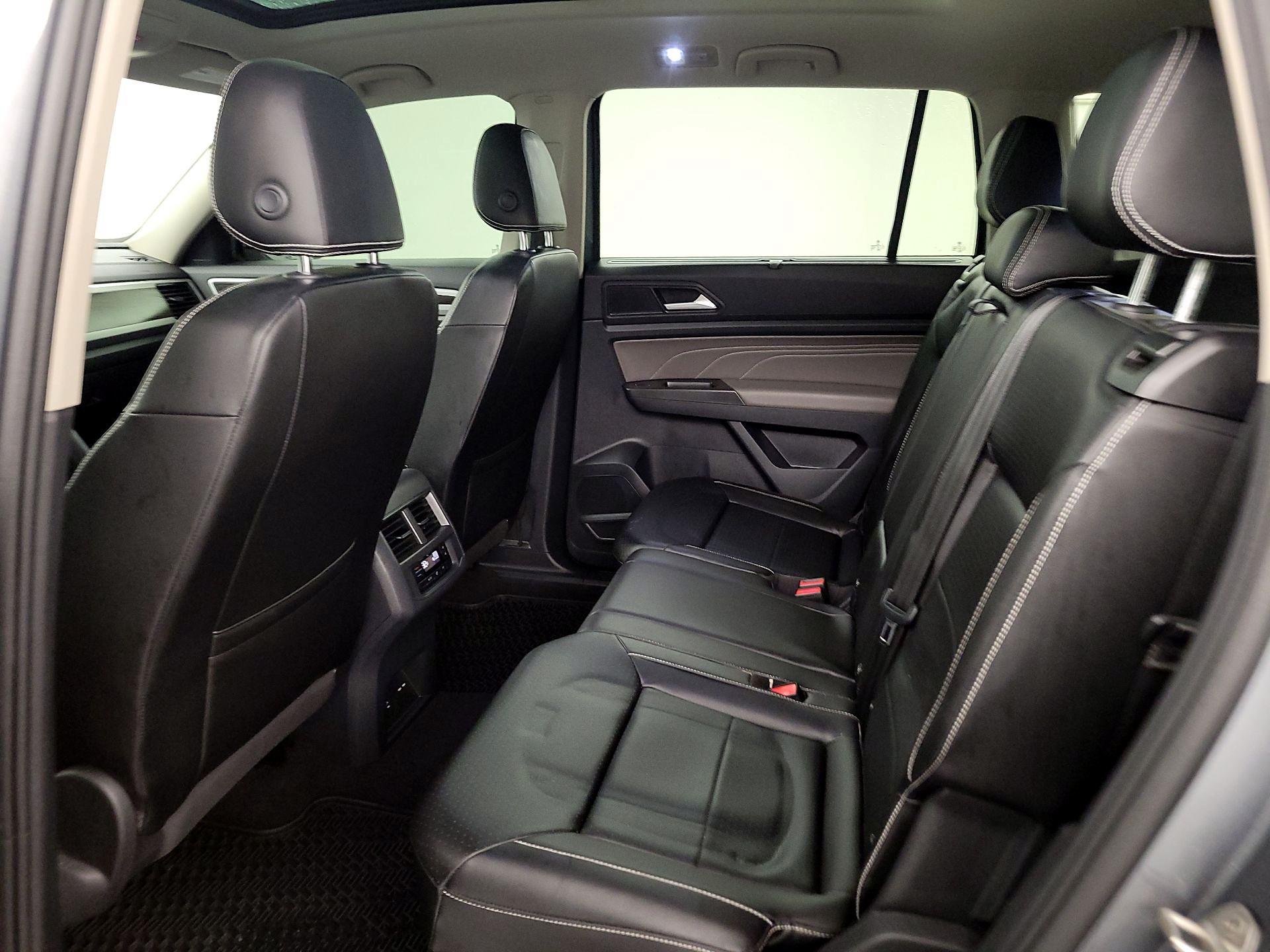 Thumbnail: 2022 Volkswagen Atlas - 20