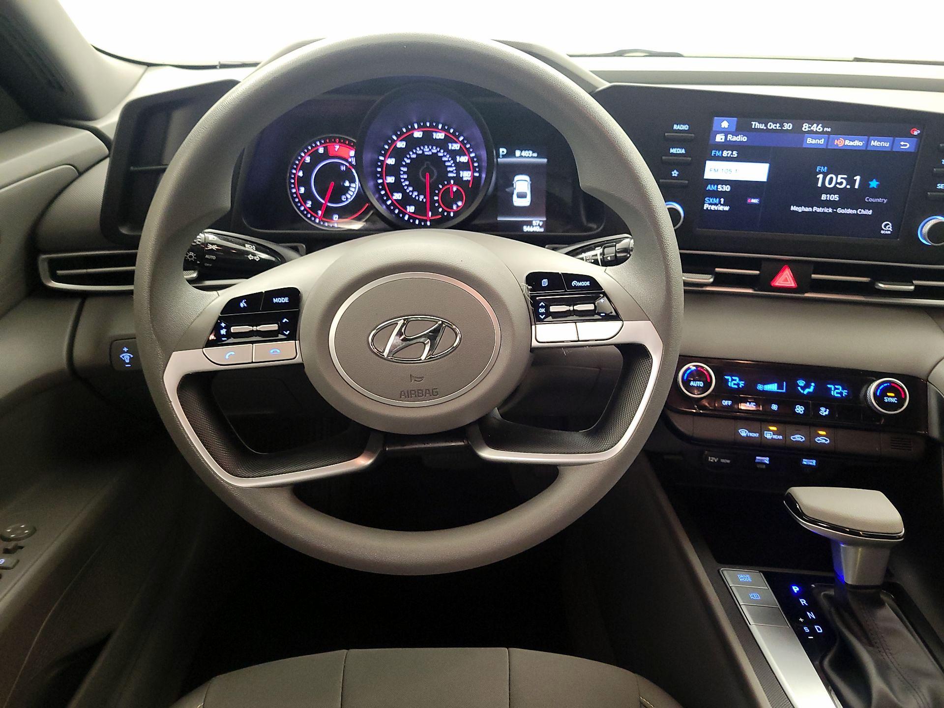 Thumbnail: 2022 Hyundai Elantra - 10