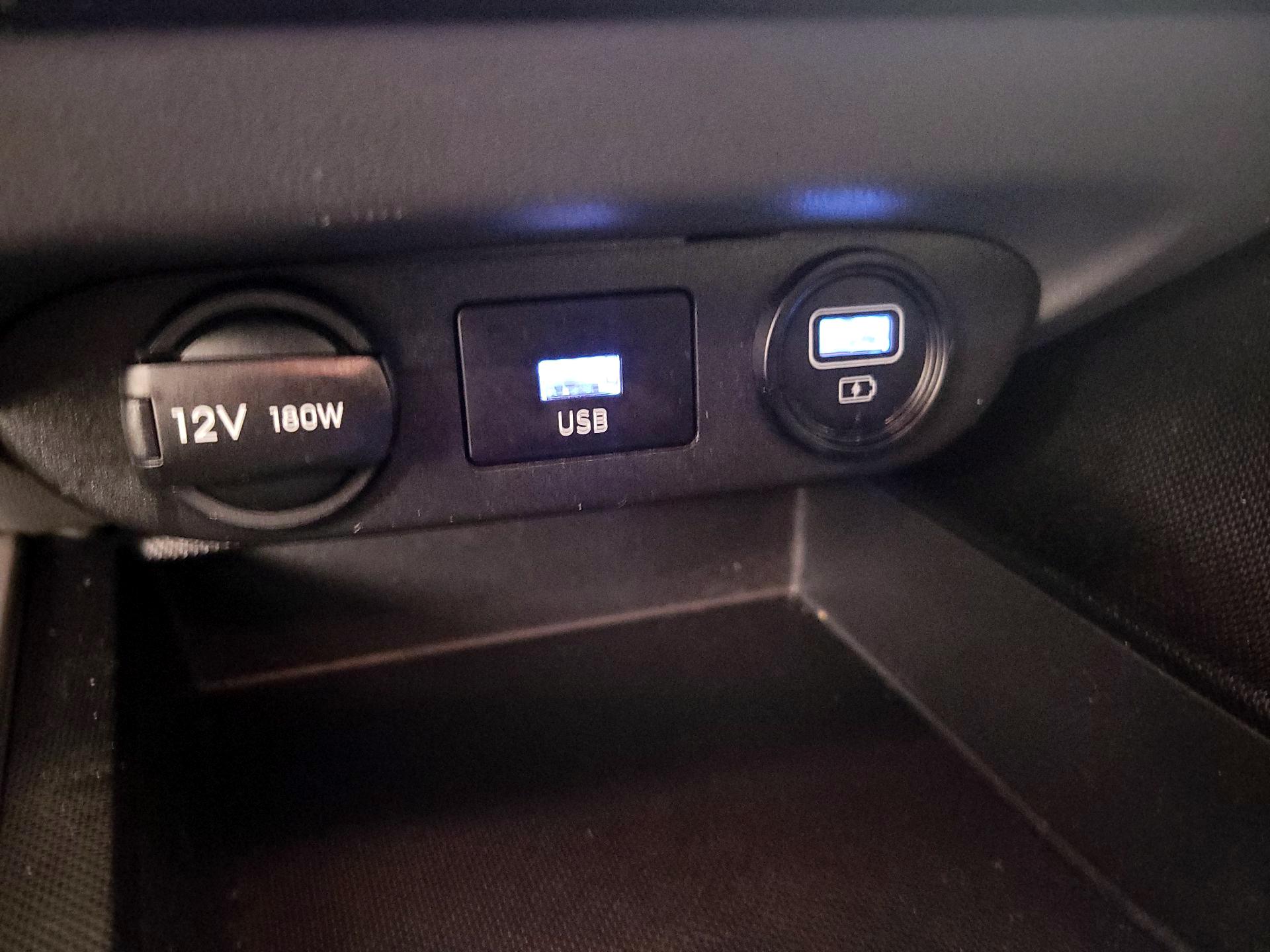 Thumbnail: 2022 Hyundai Elantra - 18