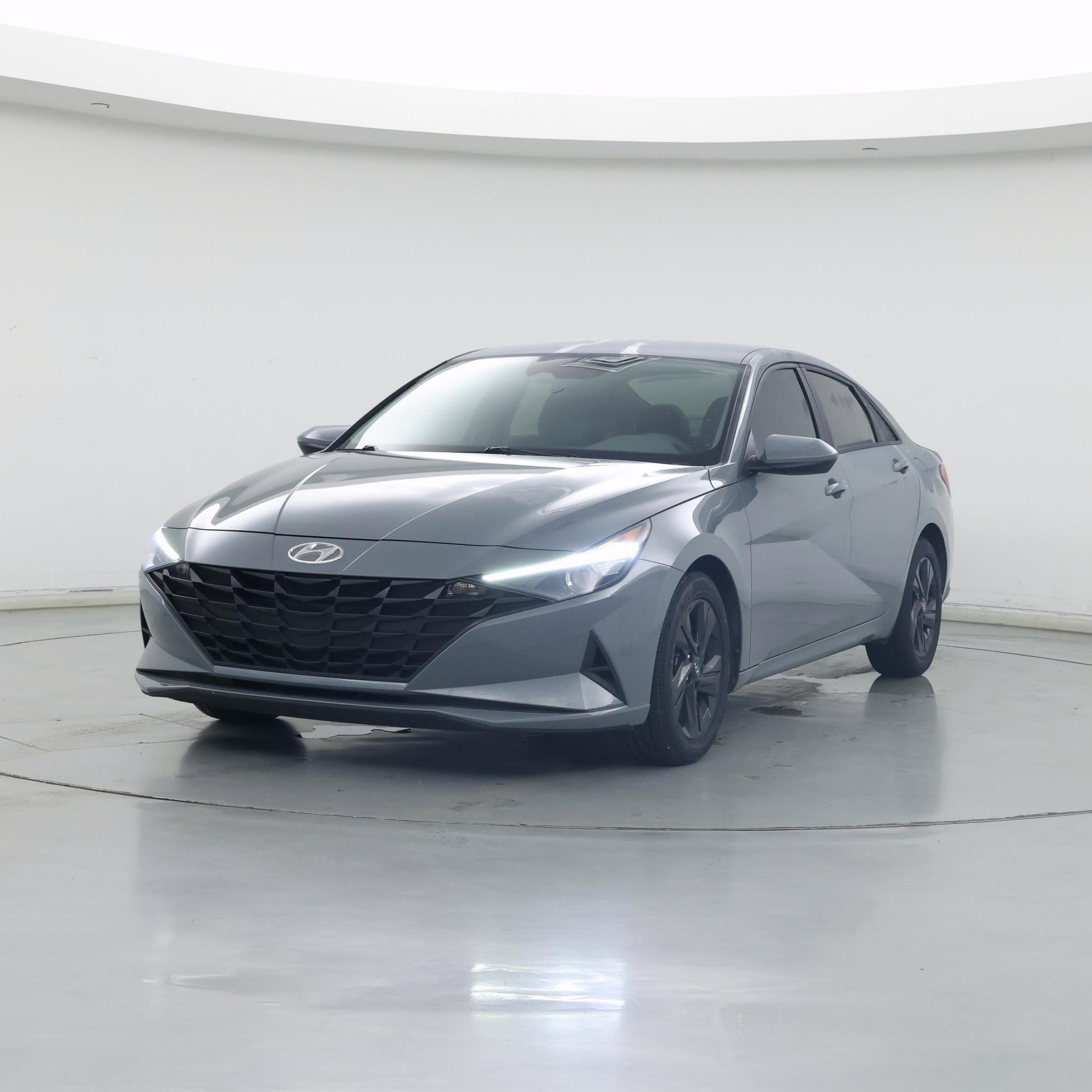 Thumbnail: 2022 Hyundai Elantra - 4