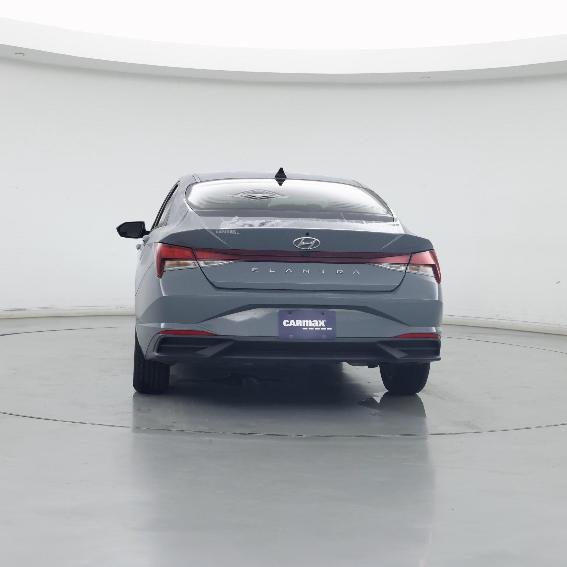 Thumbnail: 2022 Hyundai Elantra - 6