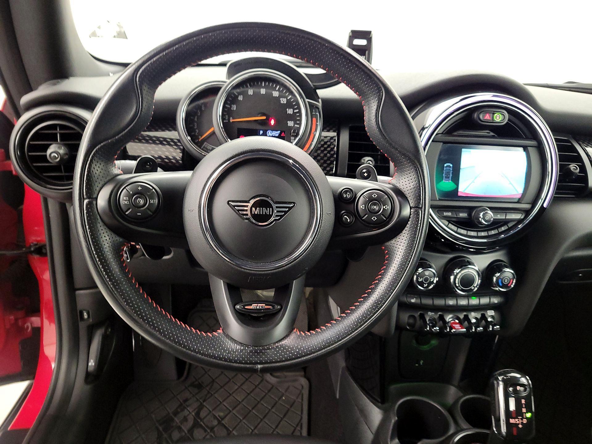 Thumbnail: 2020 MINI Cooper - 10