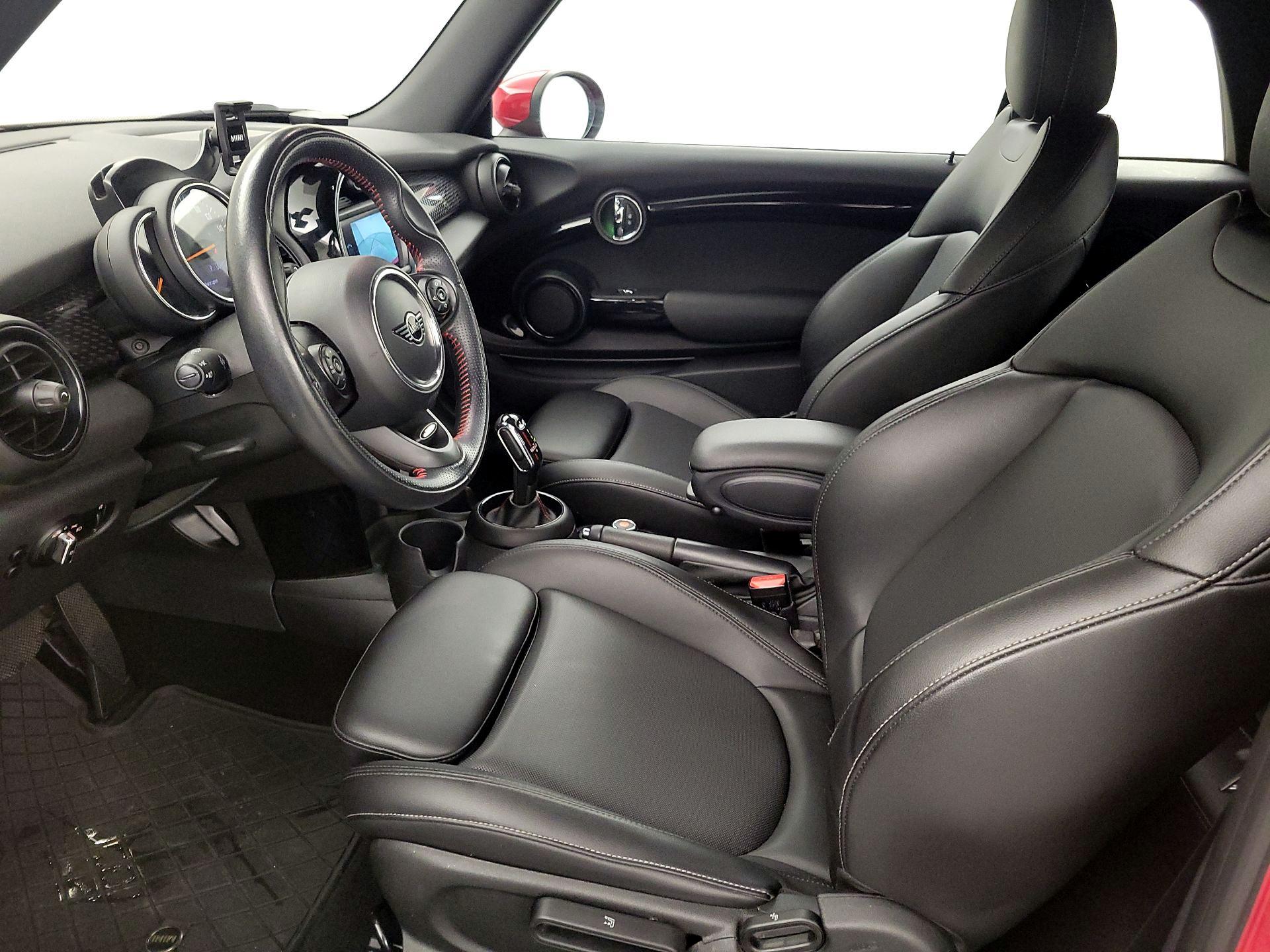 Thumbnail: 2020 MINI Cooper - 11