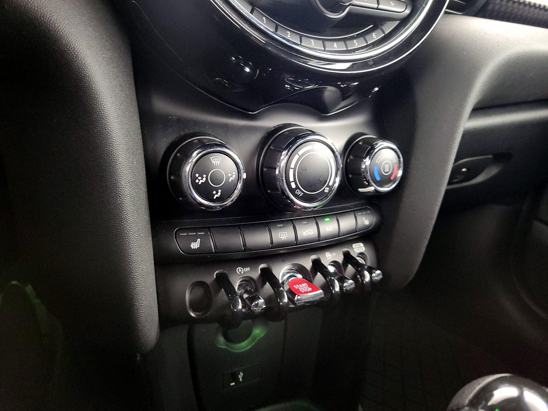 Thumbnail: 2020 MINI Cooper - 16