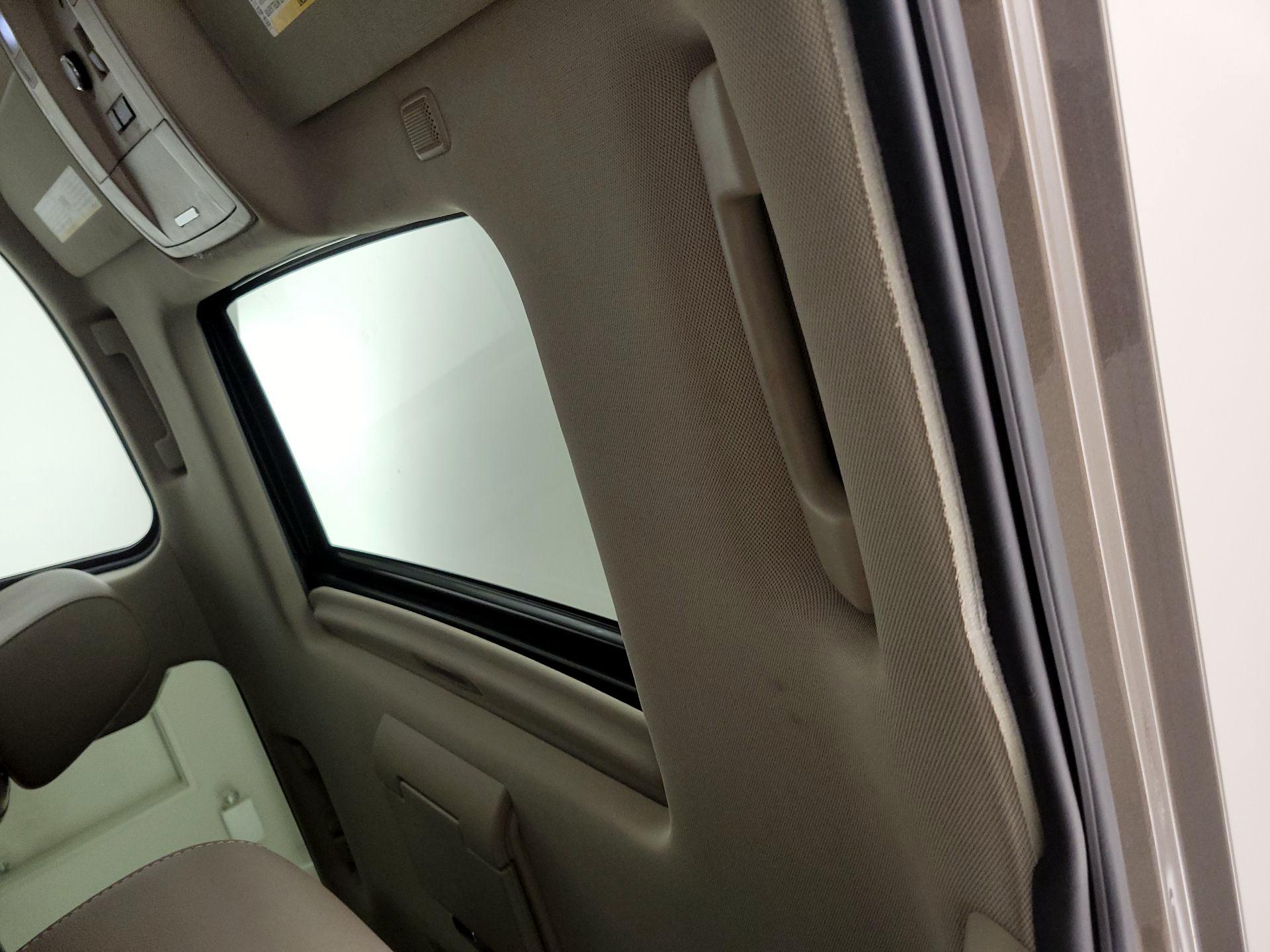 Thumbnail: 2015 Chevrolet Tahoe - 18