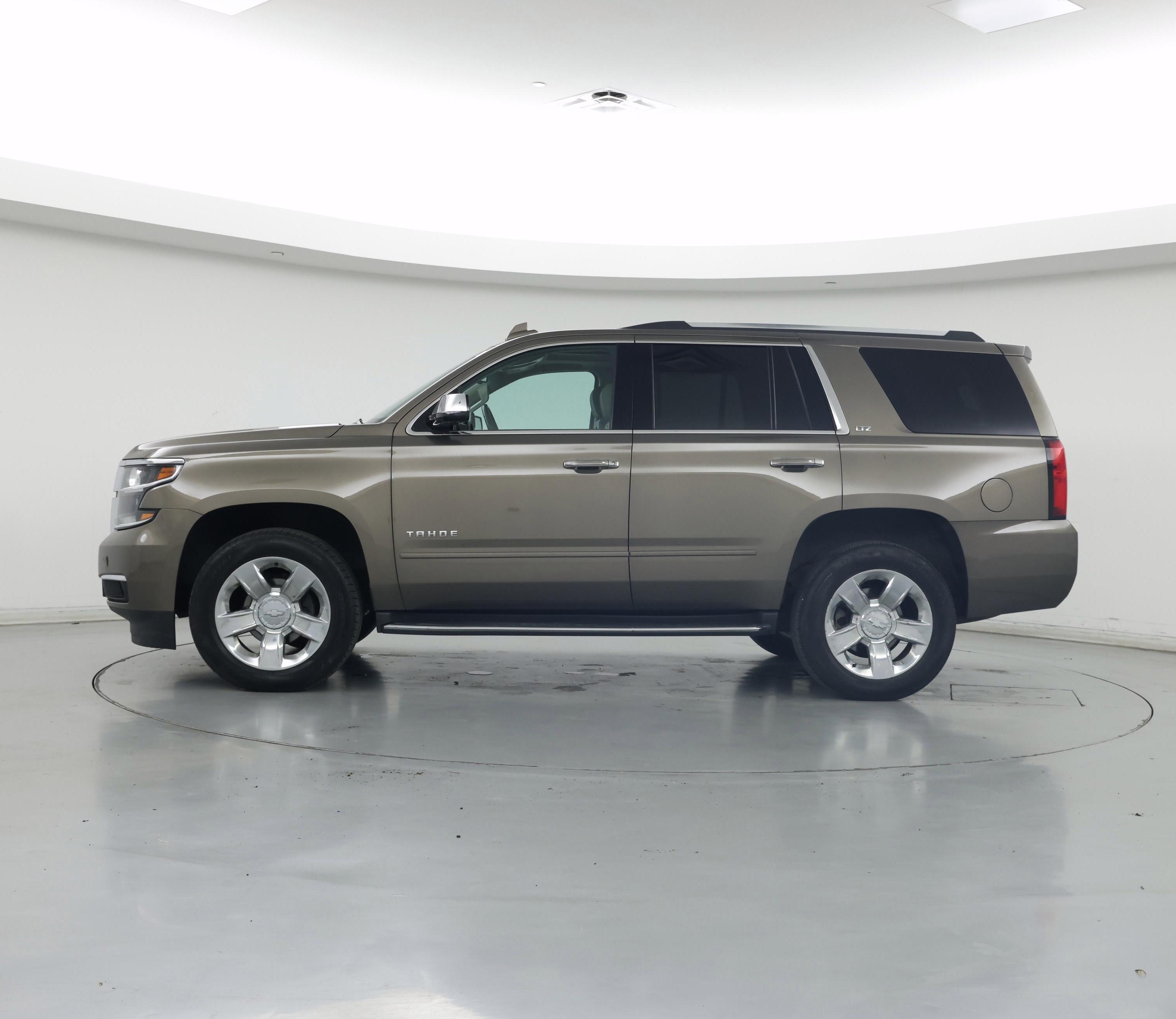 Thumbnail: 2015 Chevrolet Tahoe - 3