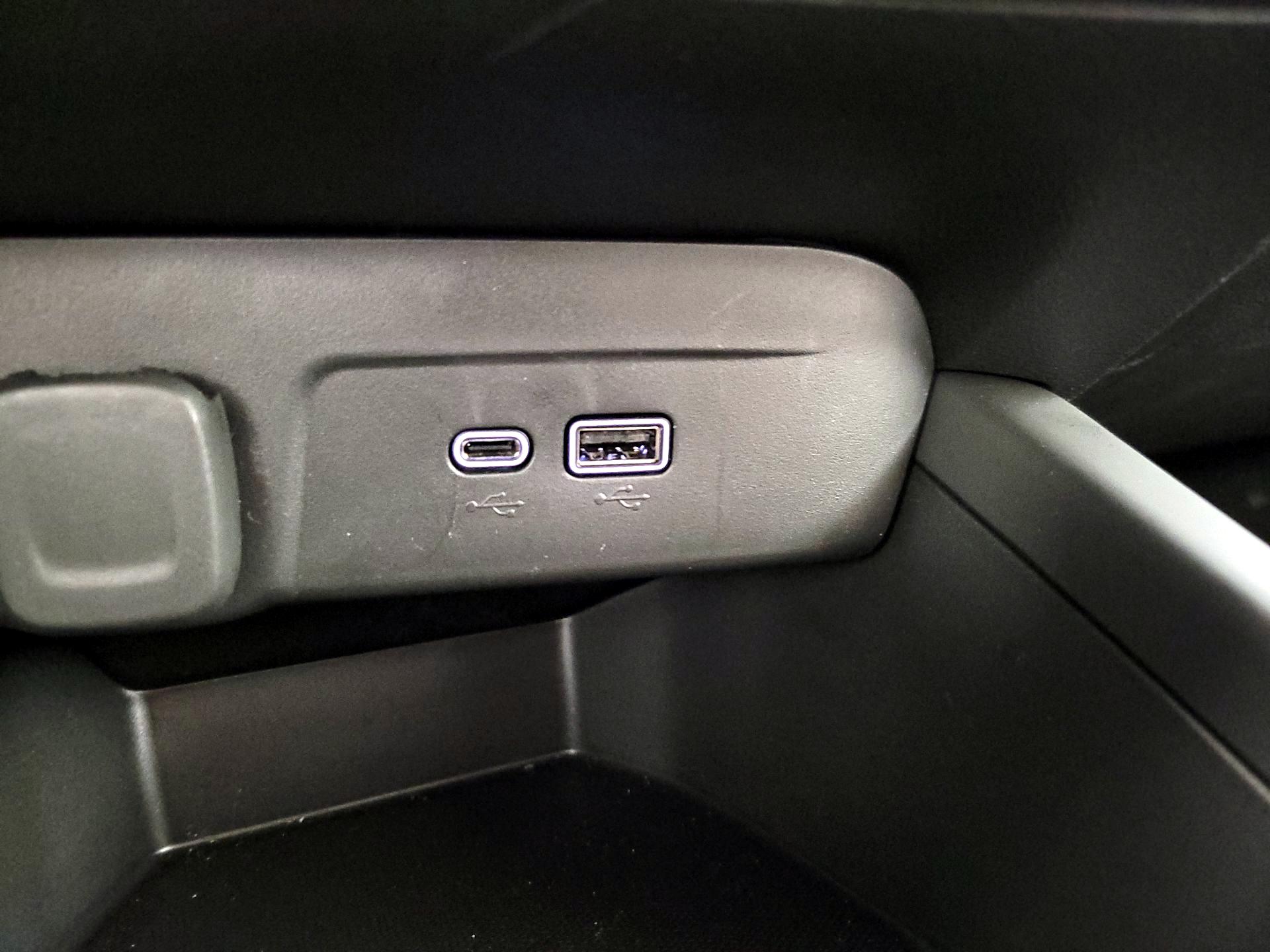 Thumbnail: 2025 Chevrolet Trax - 18