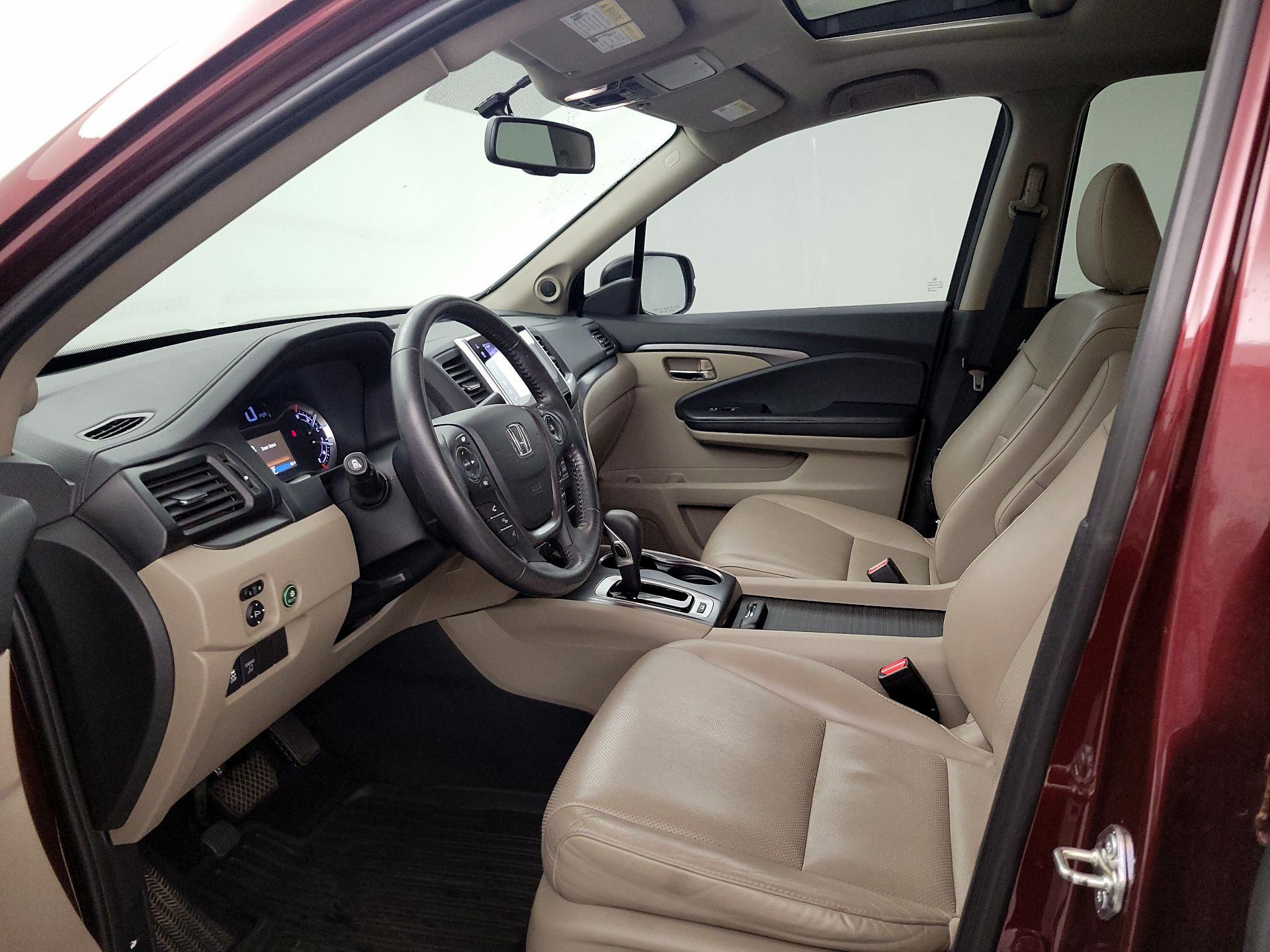 Thumbnail: 2019 Honda Ridgeline - 11