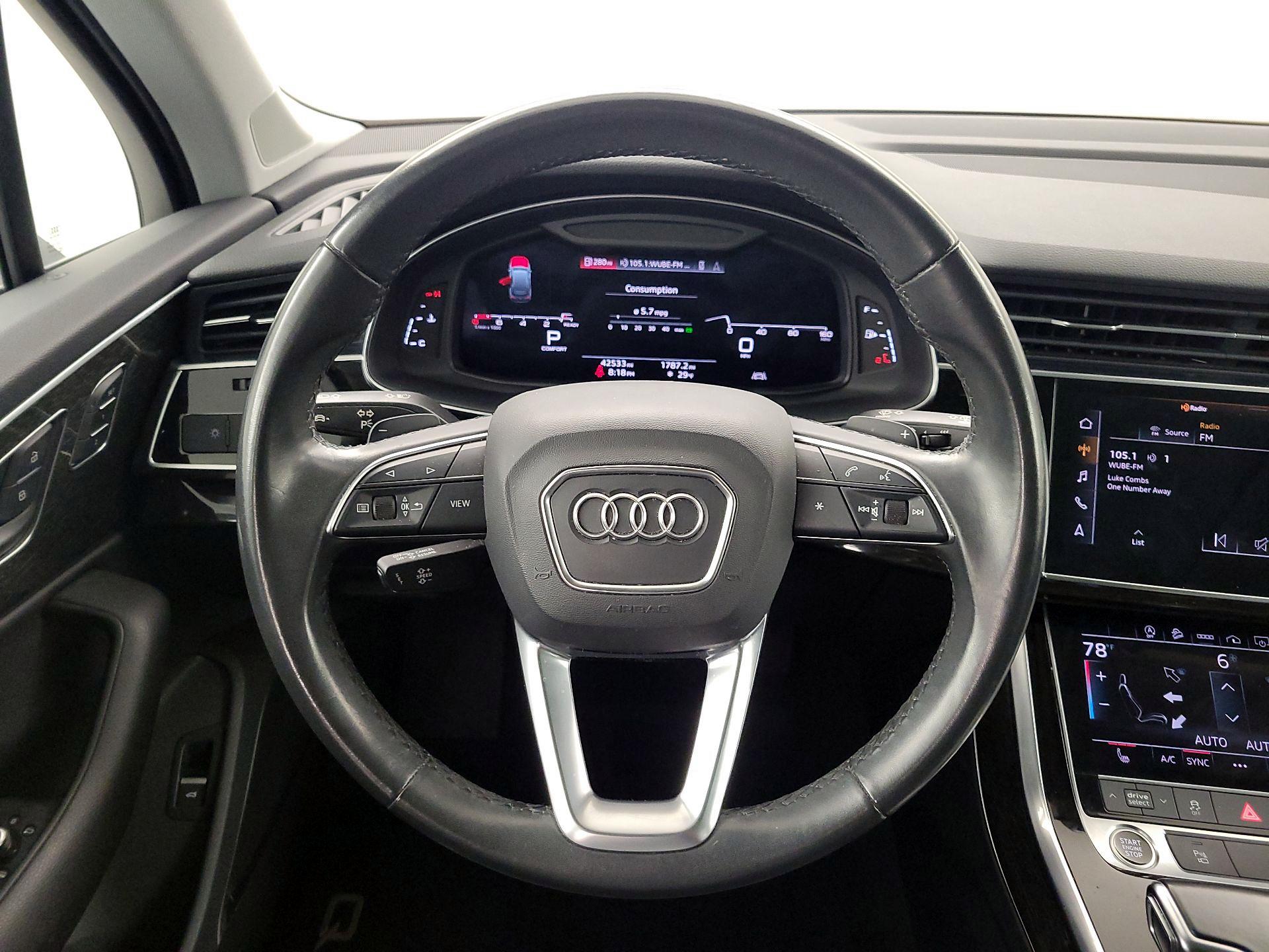 Thumbnail: 2021 Audi Q7 - 10
