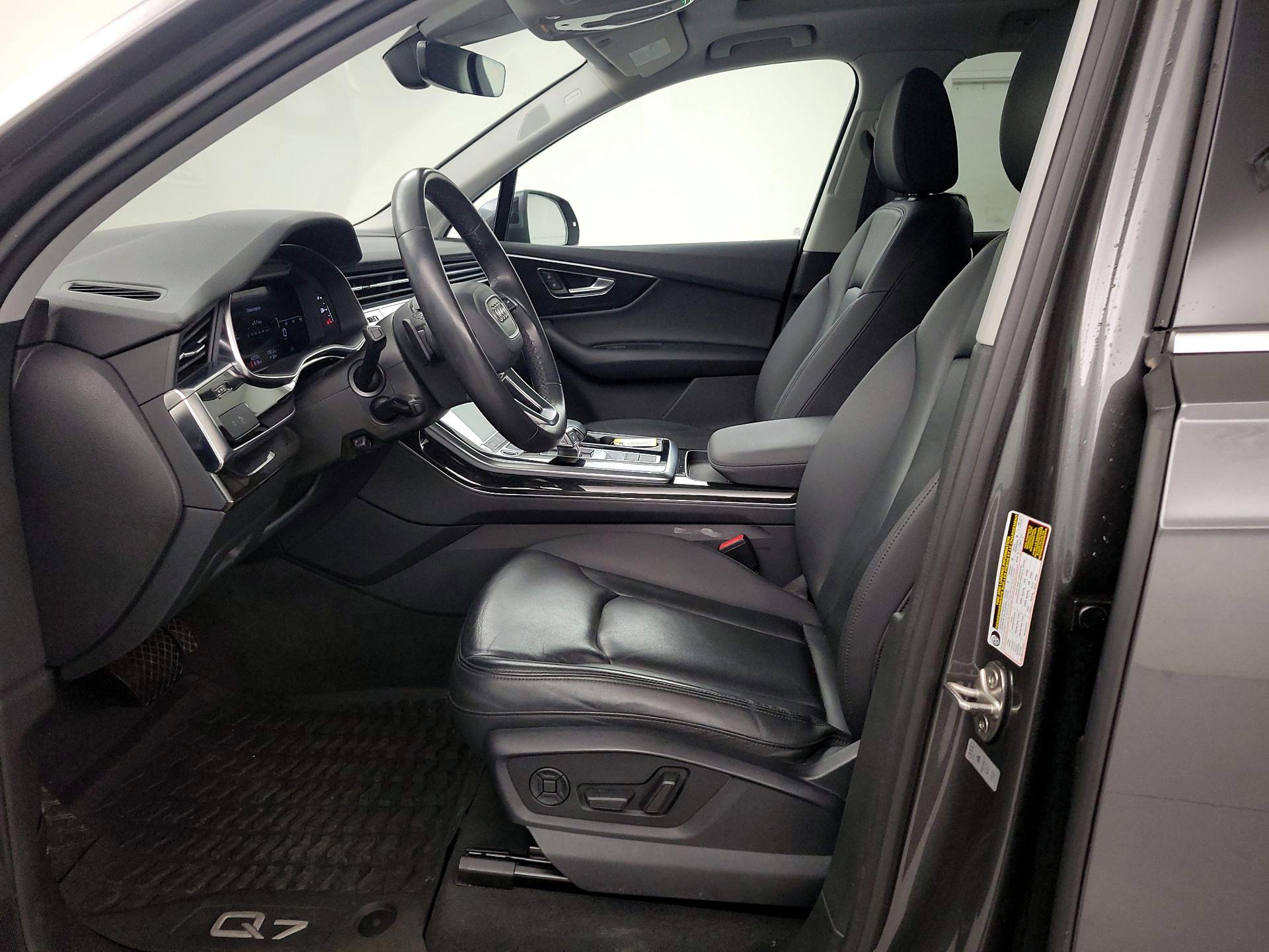 Thumbnail: 2021 Audi Q7 - 11