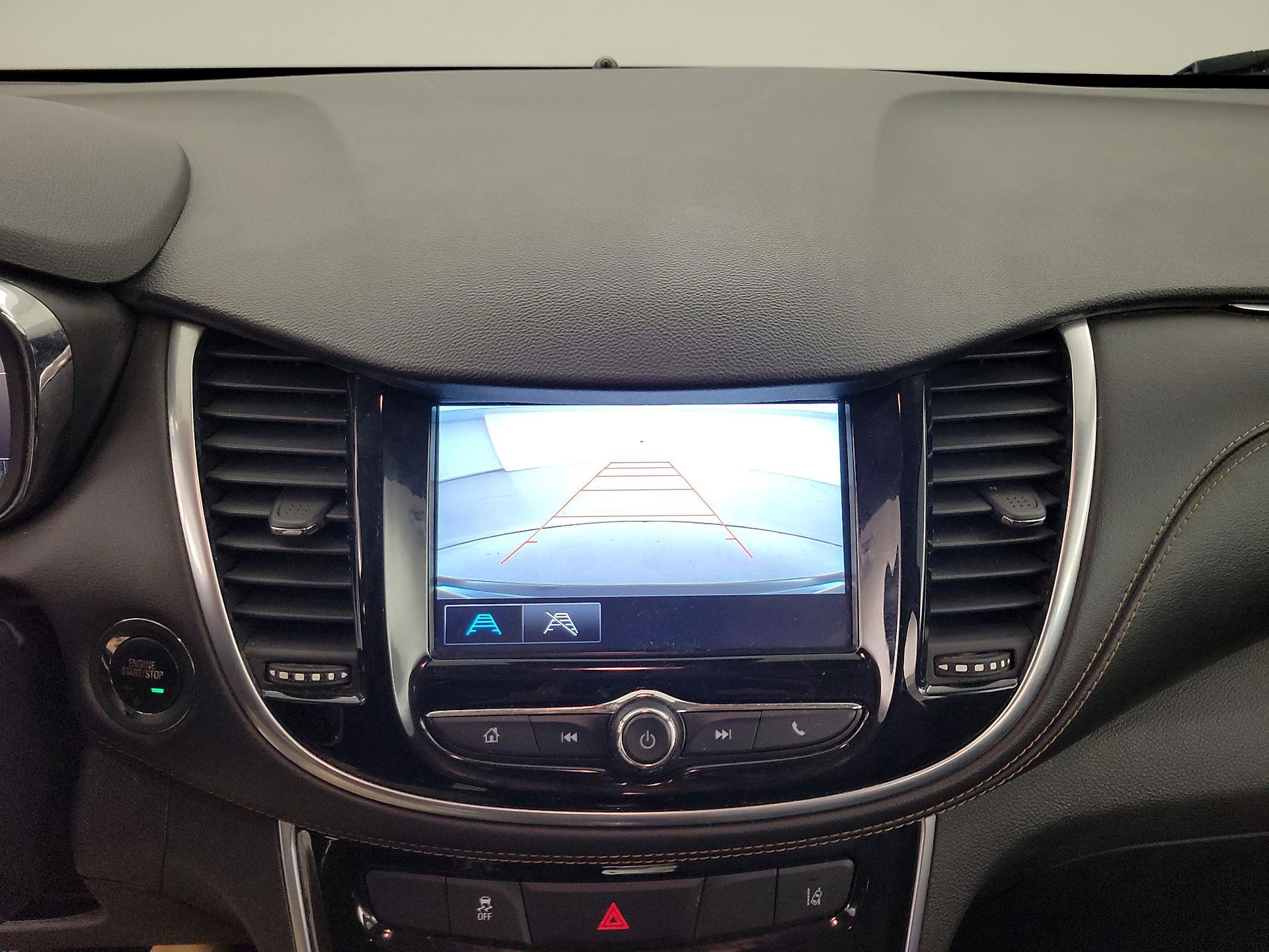 Thumbnail: 2017 Chevrolet Trax - 14