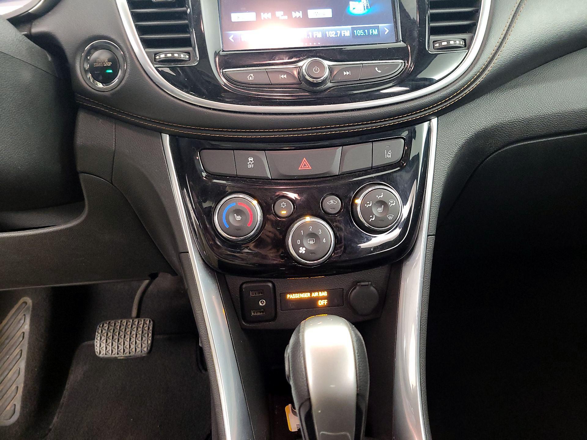 Thumbnail: 2017 Chevrolet Trax - 16