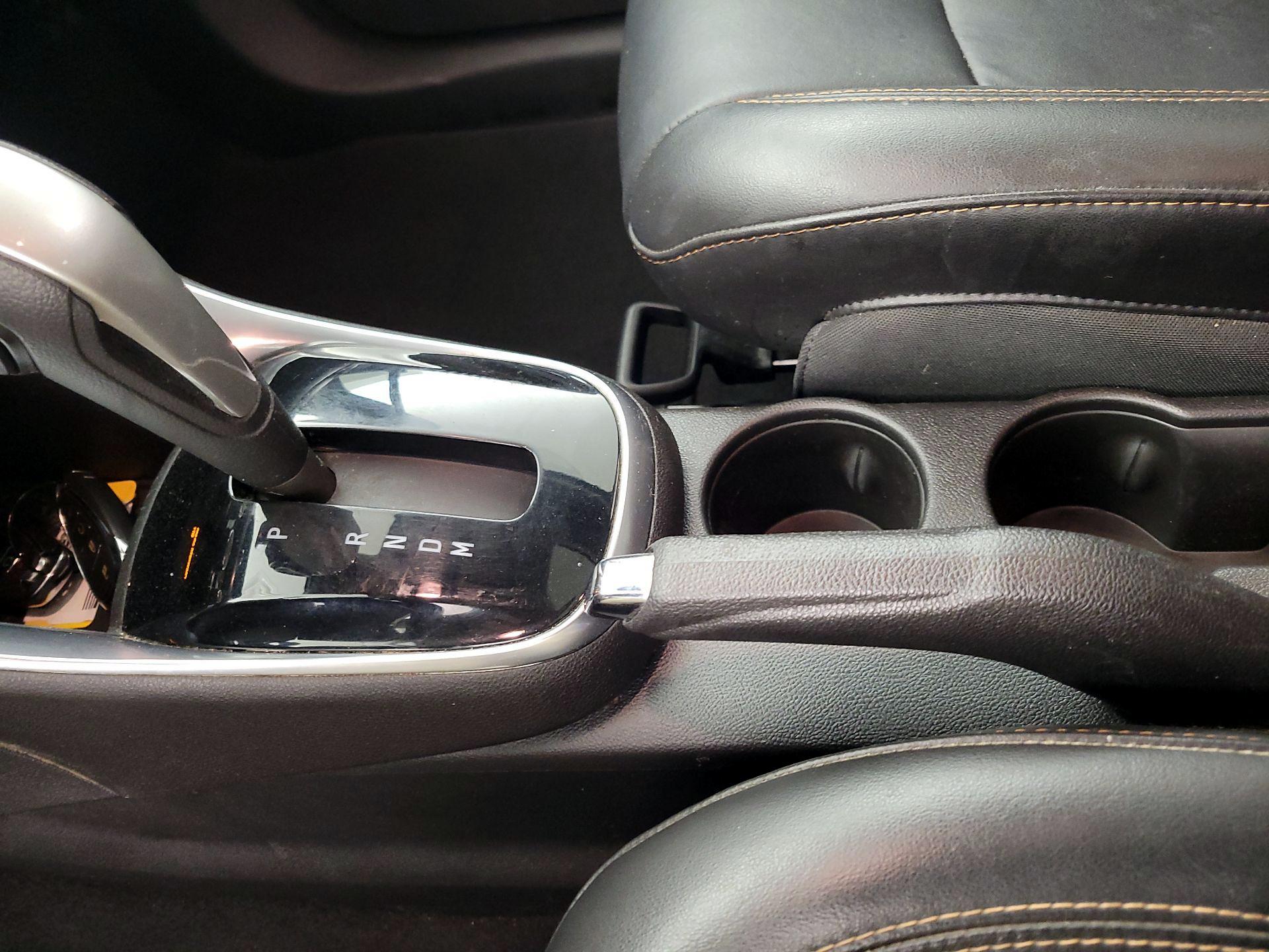 Thumbnail: 2017 Chevrolet Trax - 17