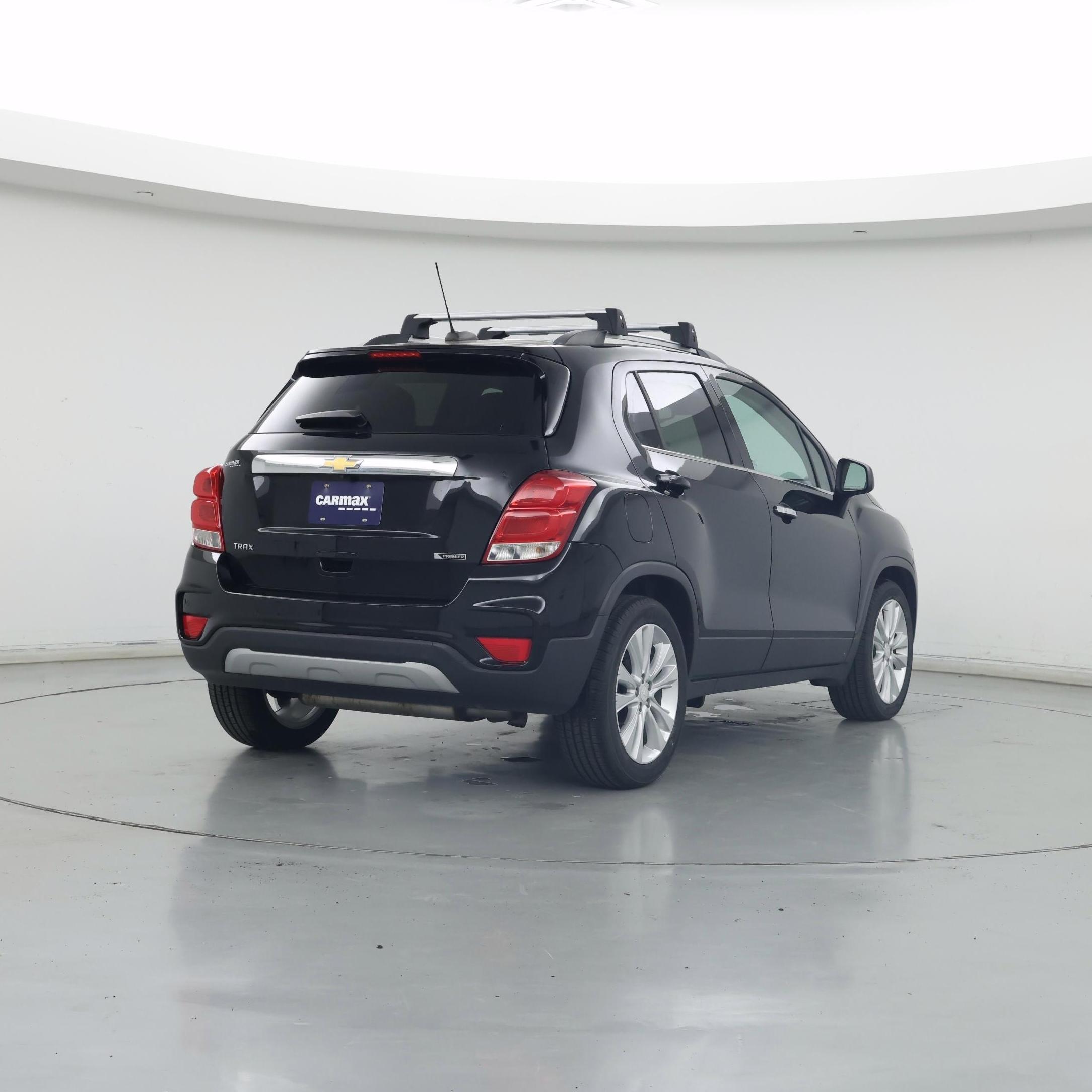 Thumbnail: 2017 Chevrolet Trax - 8